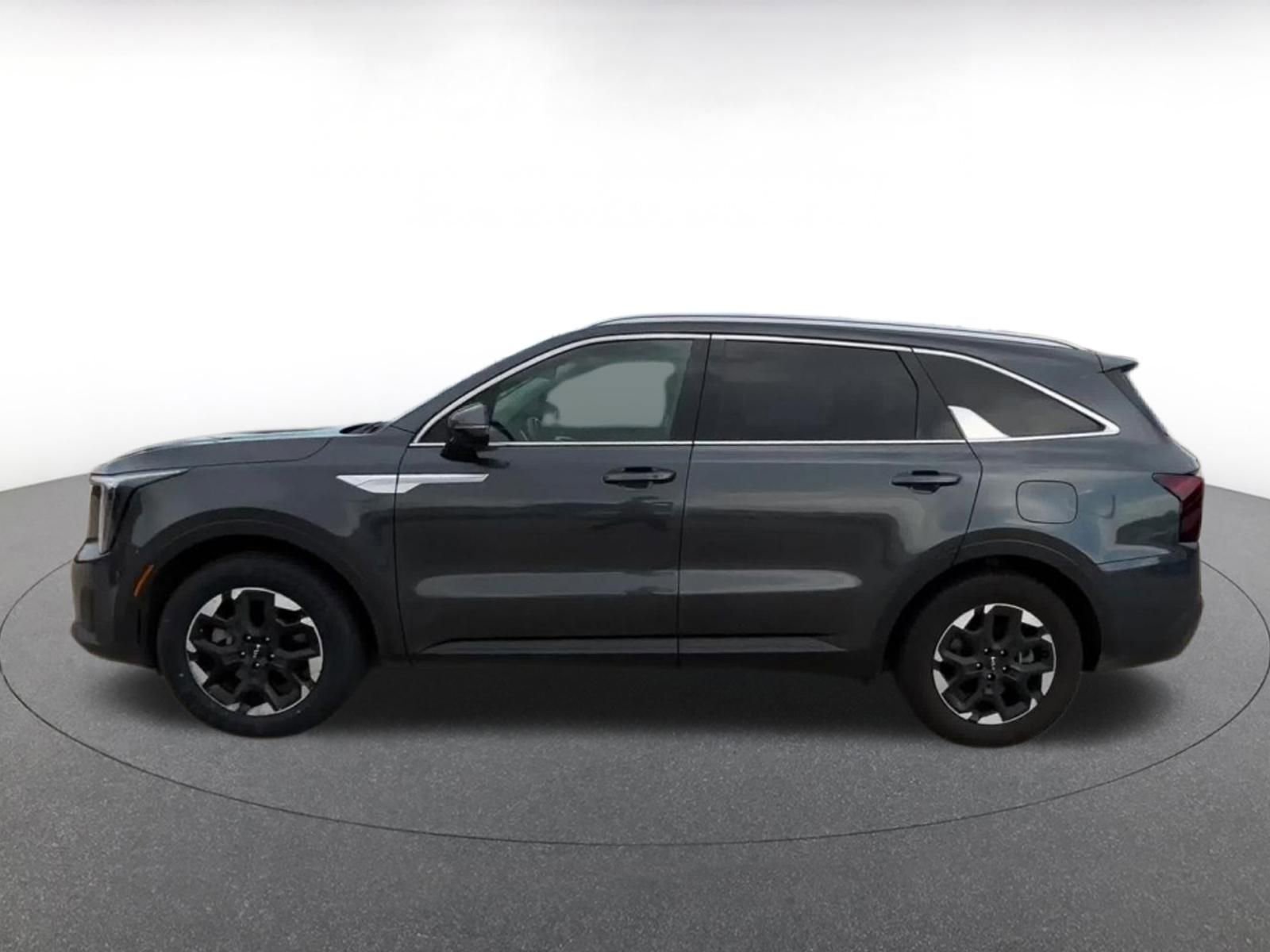 Thumbnail: 2024 Kia Sorento - 9