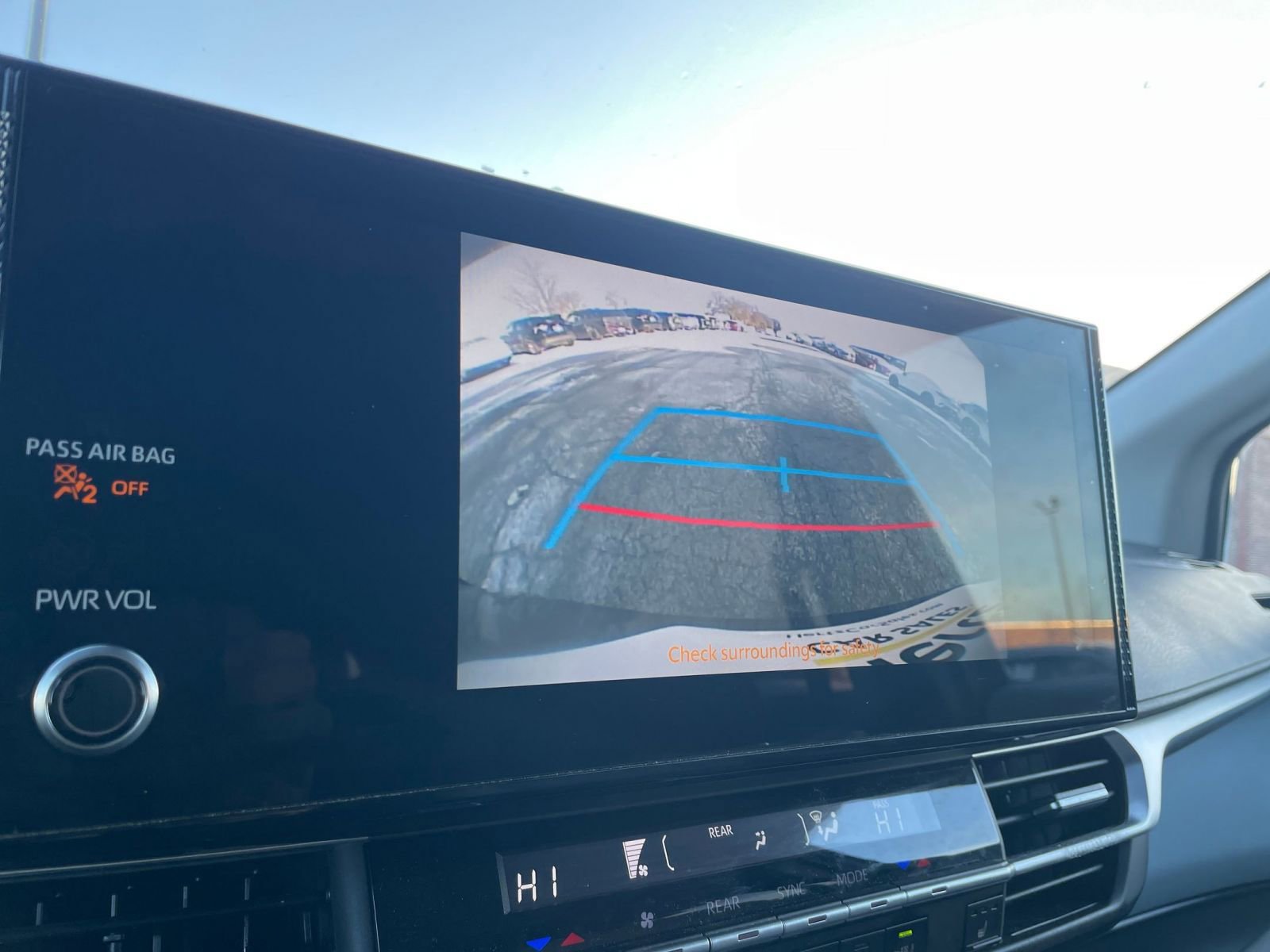 Thumbnail: 2025 Toyota Sienna - 18