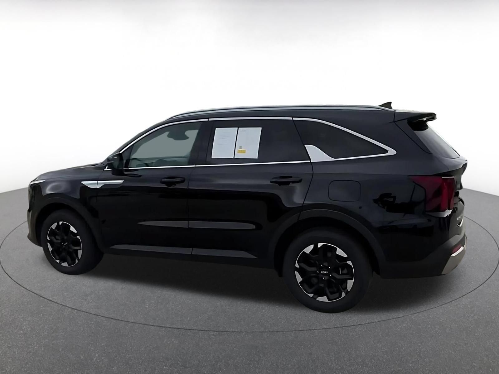 Thumbnail: 2024 Kia Sorento - 10