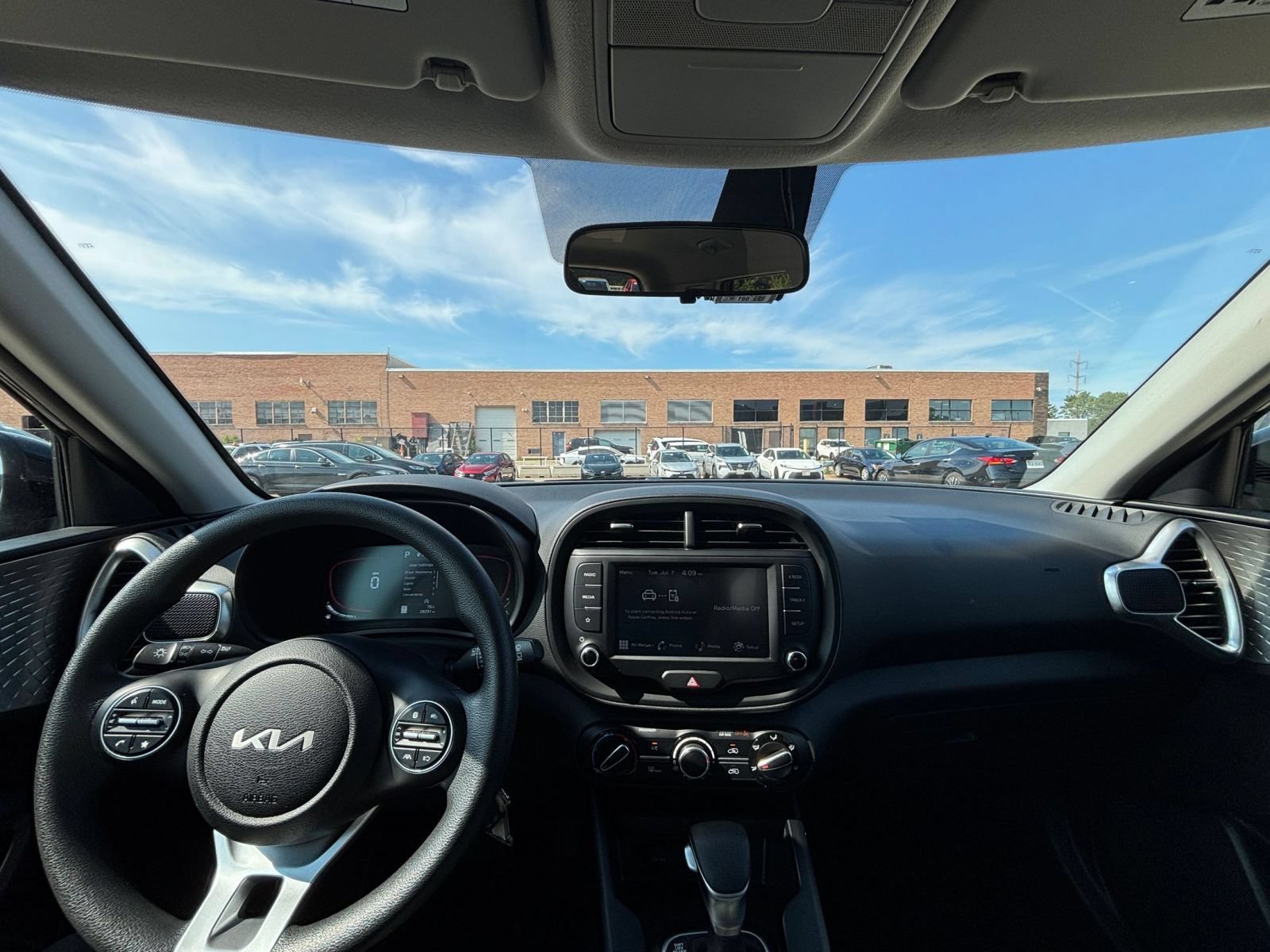Thumbnail: 2025 Kia Soul - 30