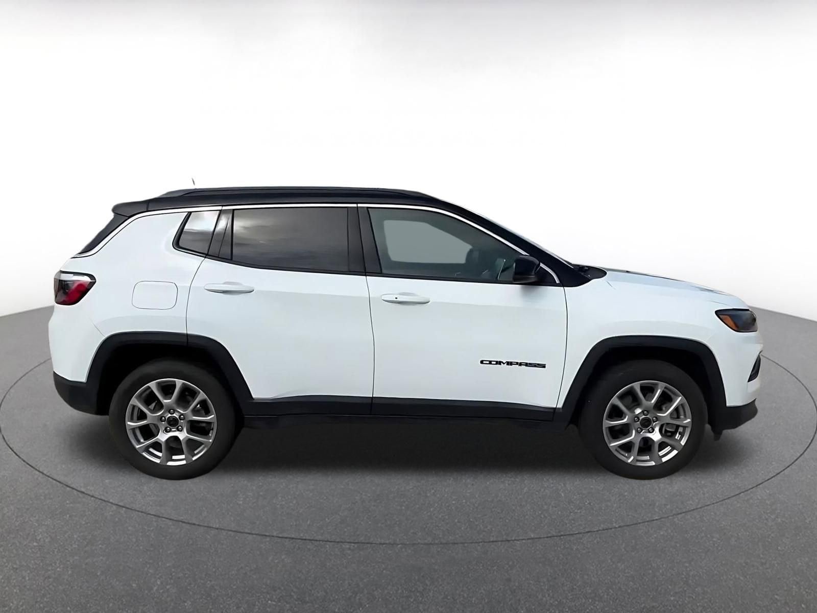 Thumbnail: 2025 Jeep Compass - 16