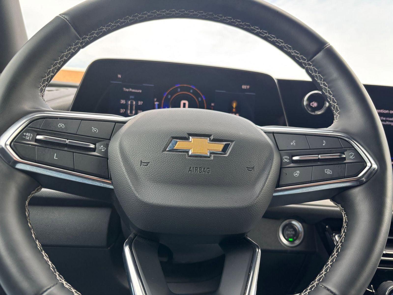 Thumbnail: 2025 Chevrolet Traverse - 29