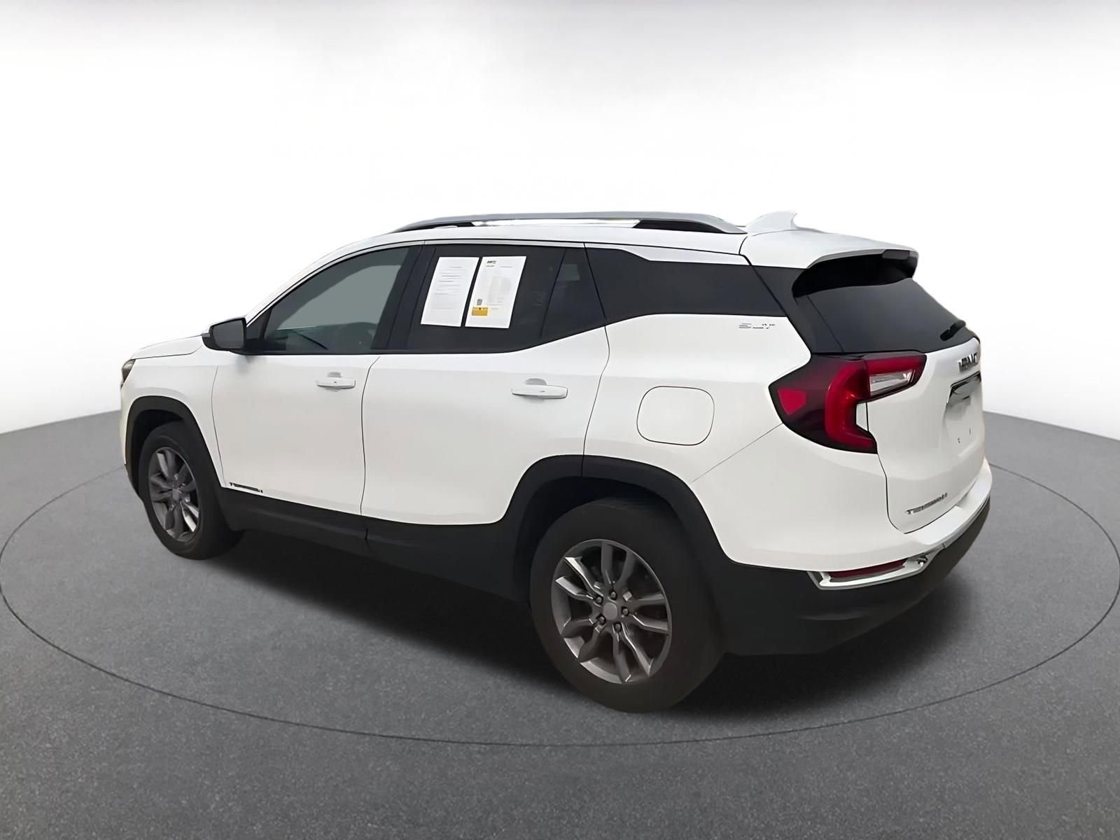 Thumbnail: 2023 GMC Terrain - 10