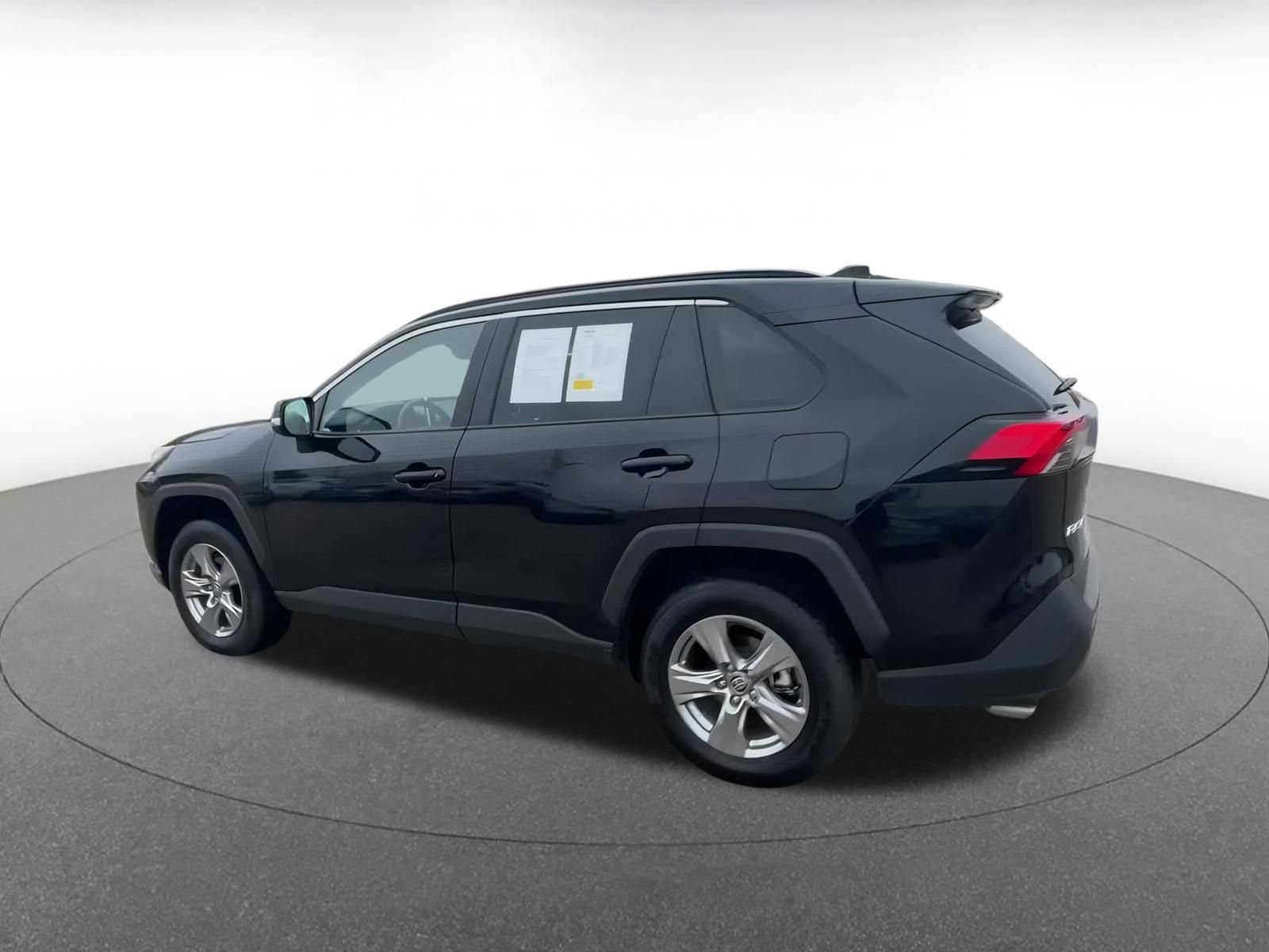 Thumbnail: 2025 Toyota RAV4 - 10