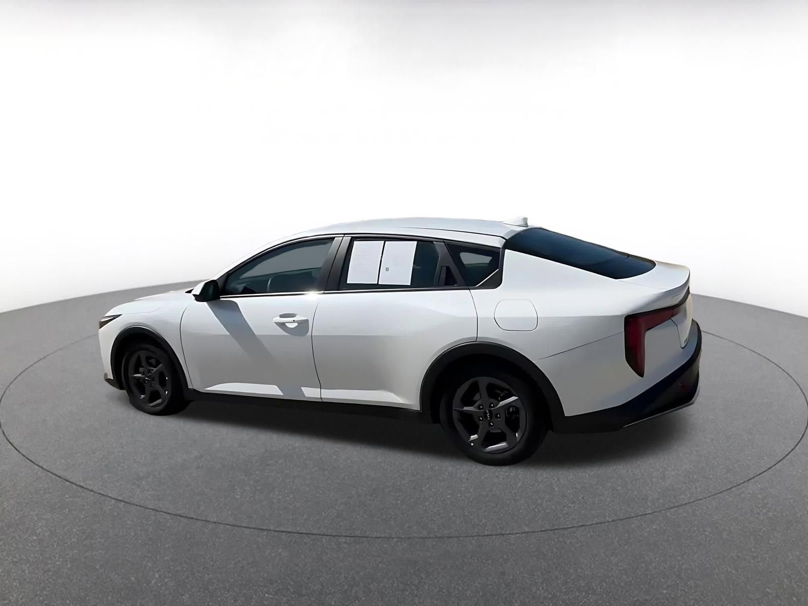 Thumbnail: 2025 Kia K4 - 10