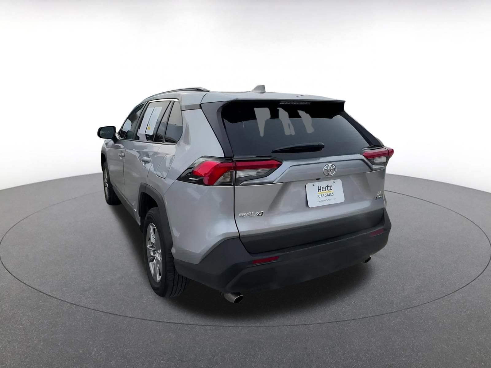 Thumbnail: 2025 Toyota RAV4 - 11