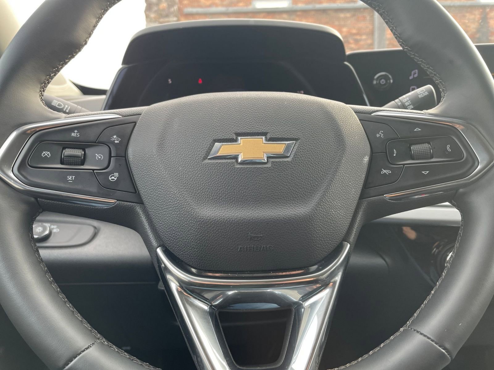 Thumbnail: 2025 Chevrolet Trax - 28