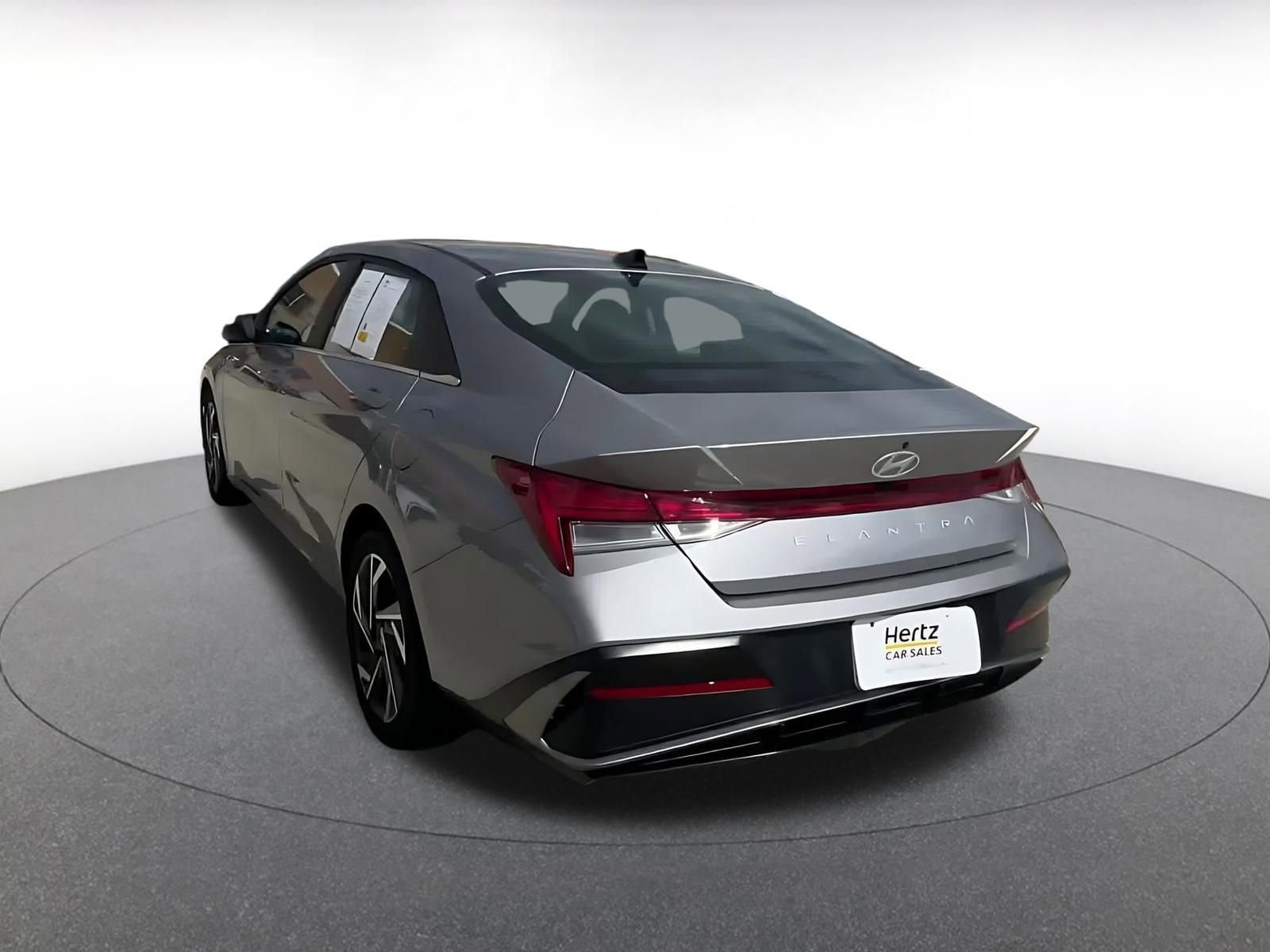 Thumbnail: 2025 Hyundai Elantra - 11