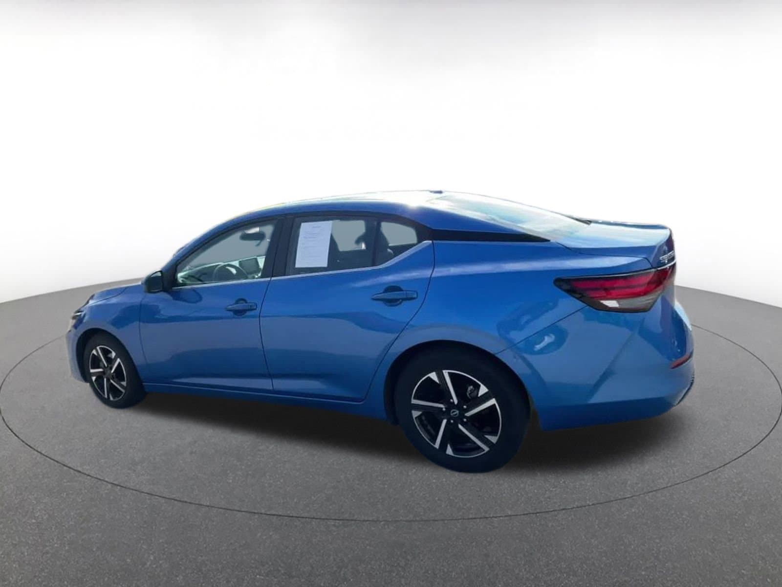 Thumbnail: 2024 Nissan Sentra - 10