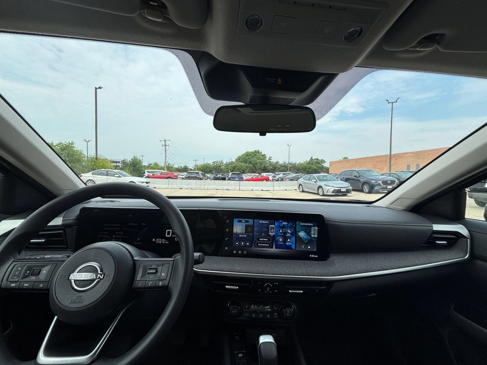Thumbnail: 2026 Nissan Kicks - 32