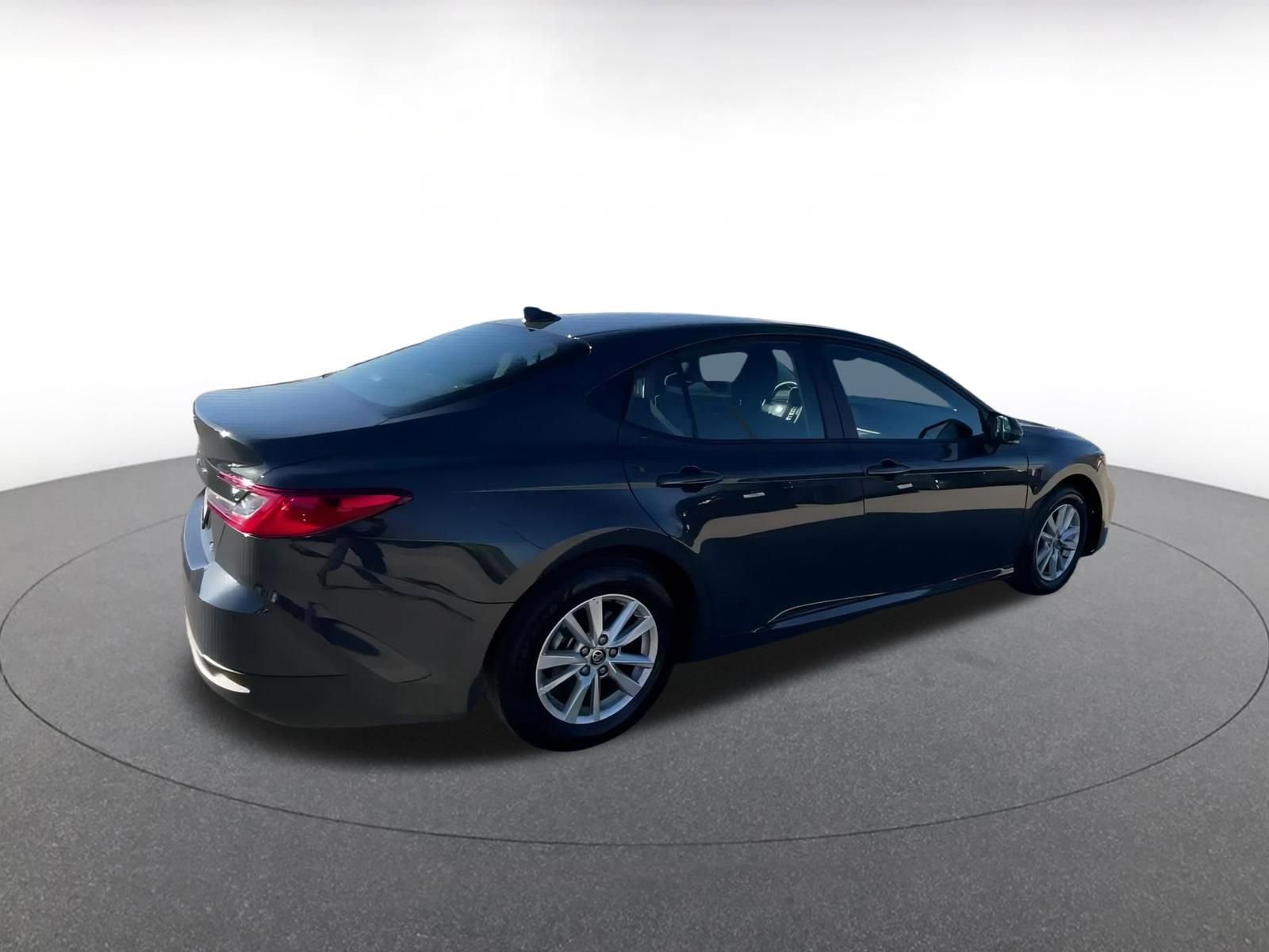 Thumbnail: 2025 Toyota Camry - 14