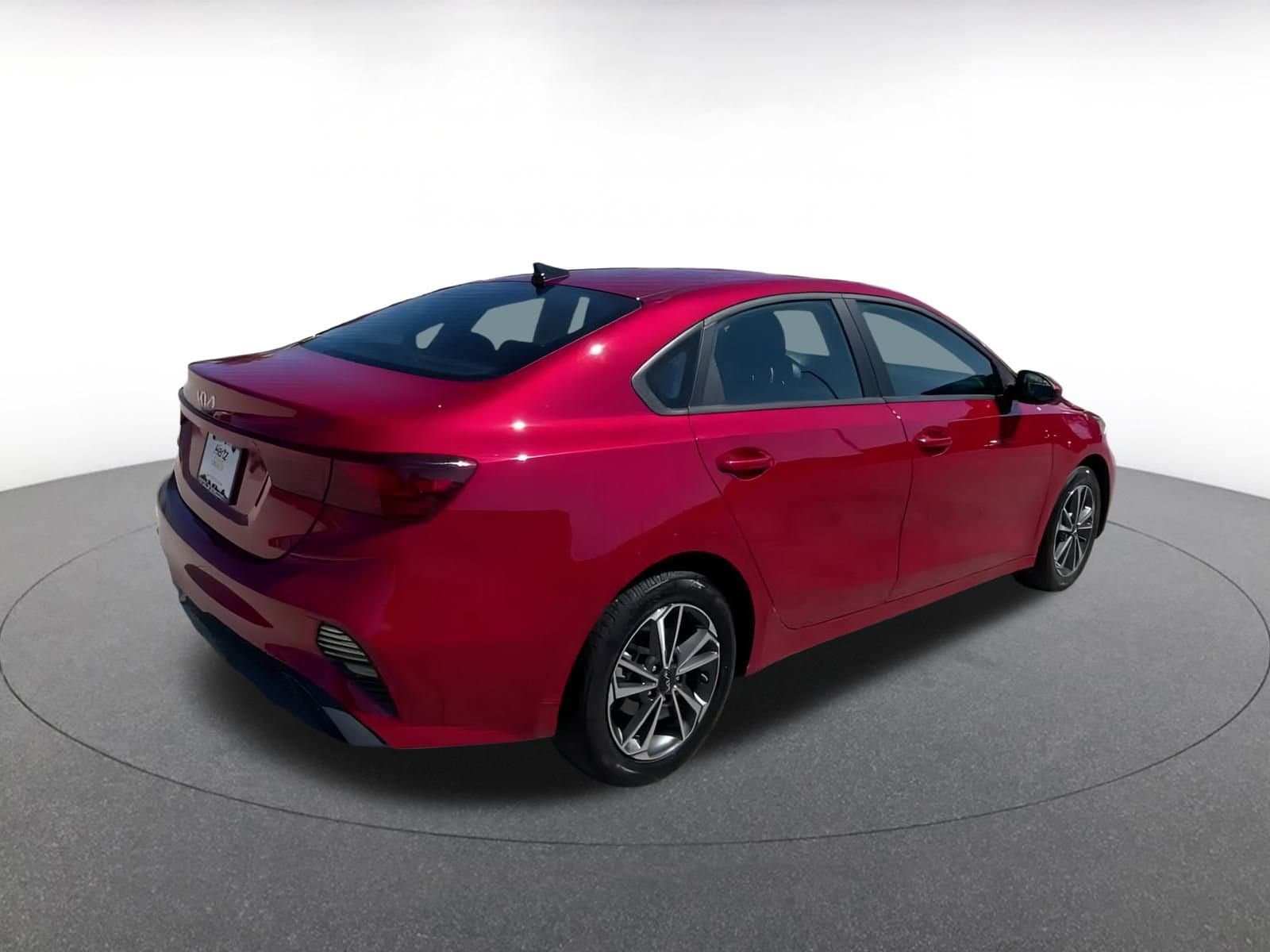Thumbnail: 2024 Kia Forte - 15