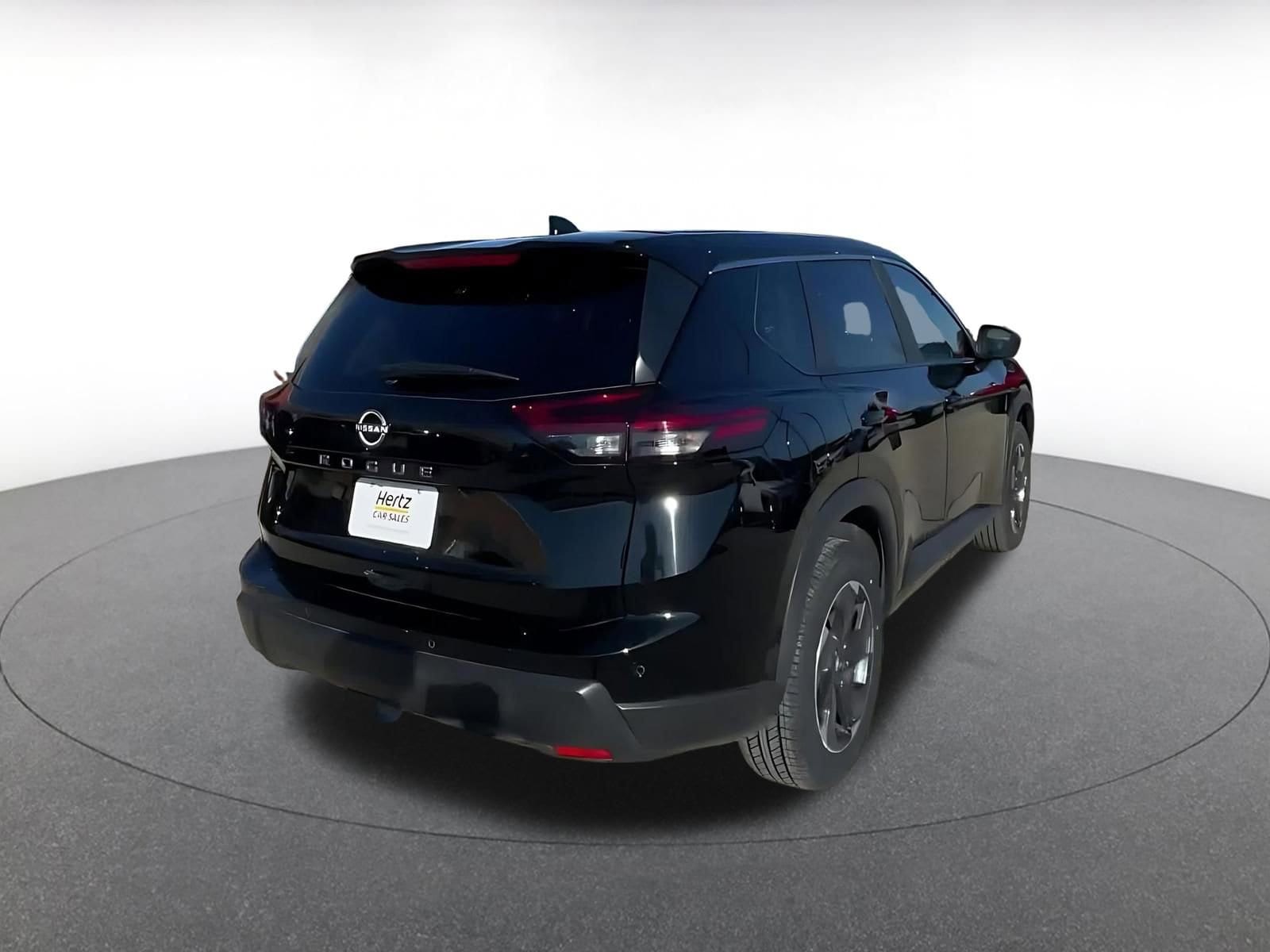 Thumbnail: 2025 Nissan Rogue - 14