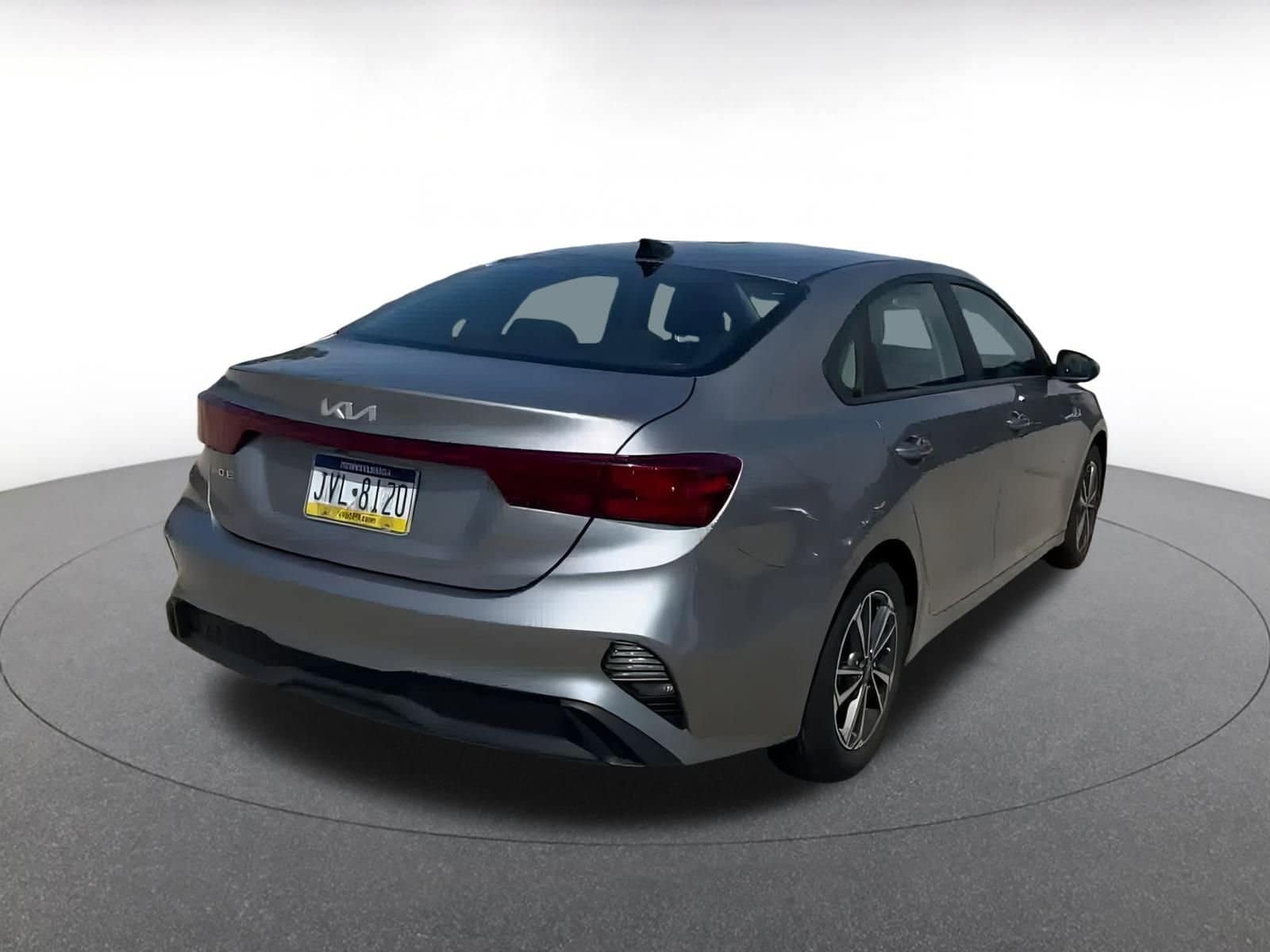 Thumbnail: 2023 Kia Forte - 13