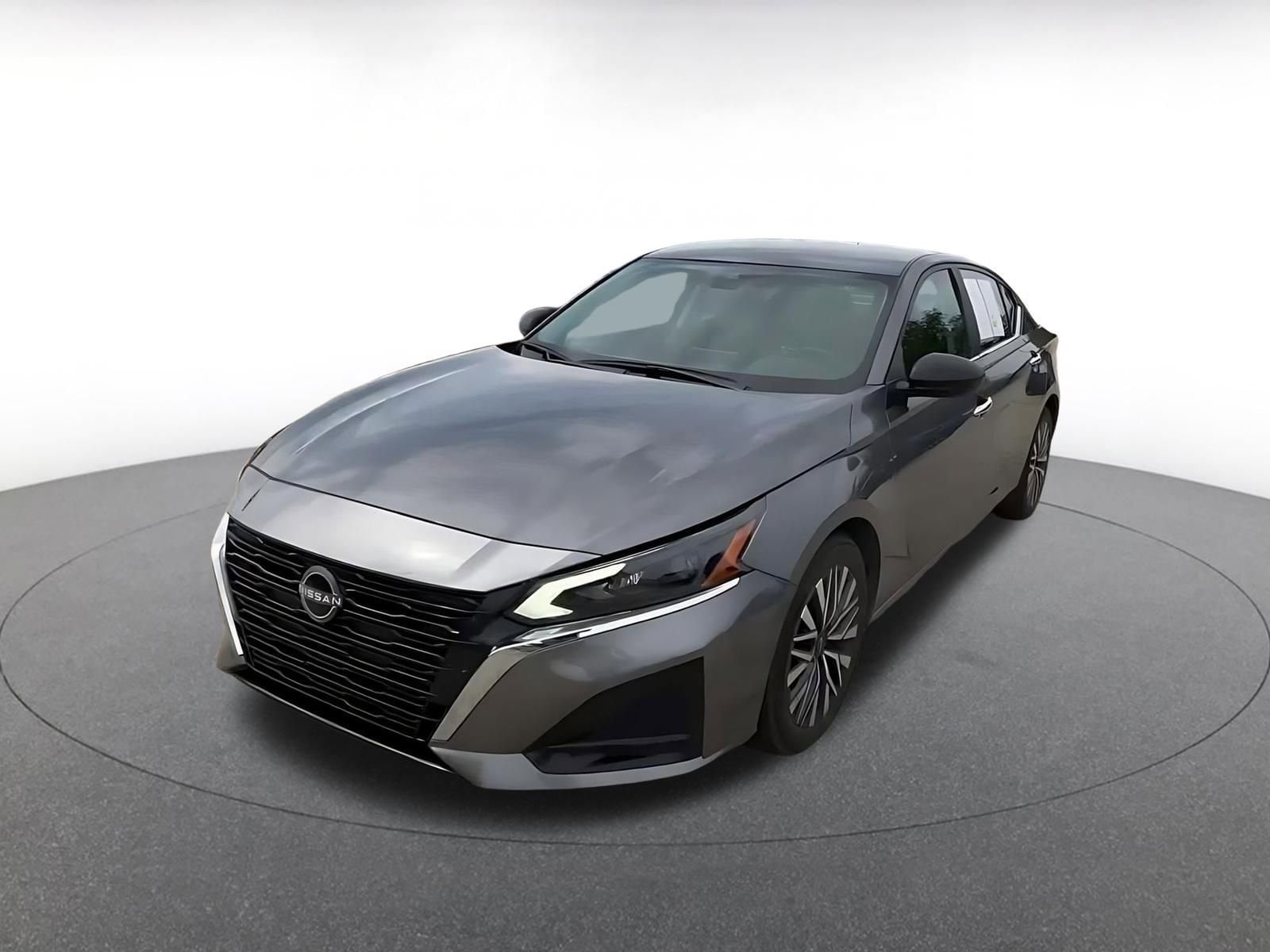 Thumbnail: 2025 Nissan Altima - 7