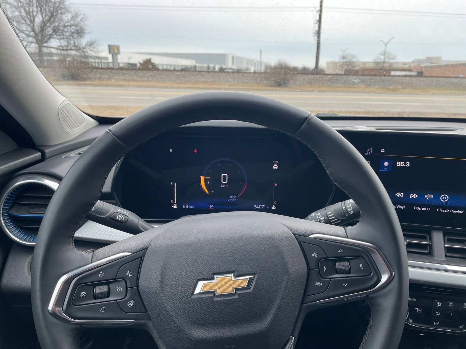 Thumbnail: 2025 Chevrolet Trax - 34