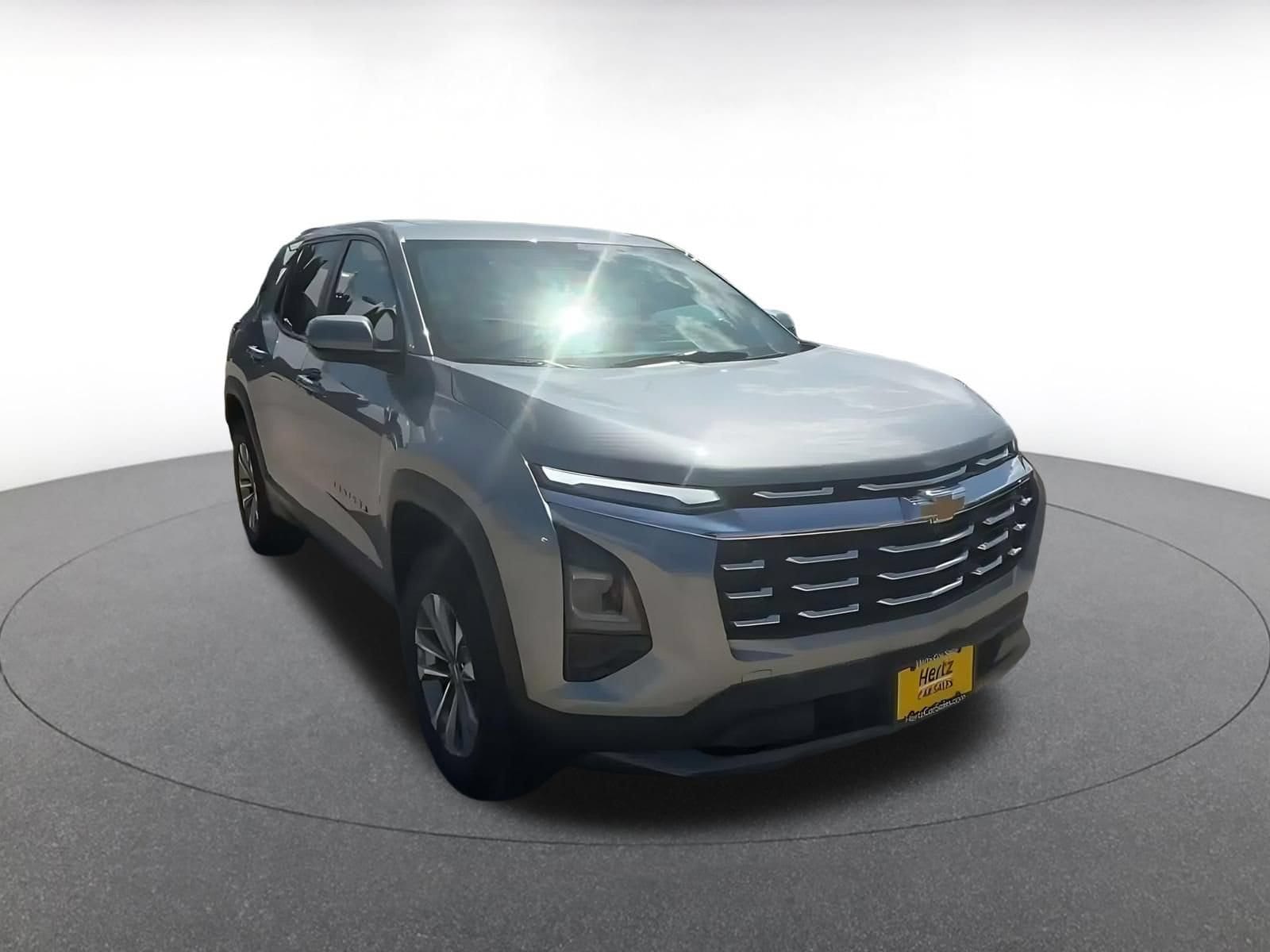 Thumbnail: 2025 Chevrolet Equinox - 3