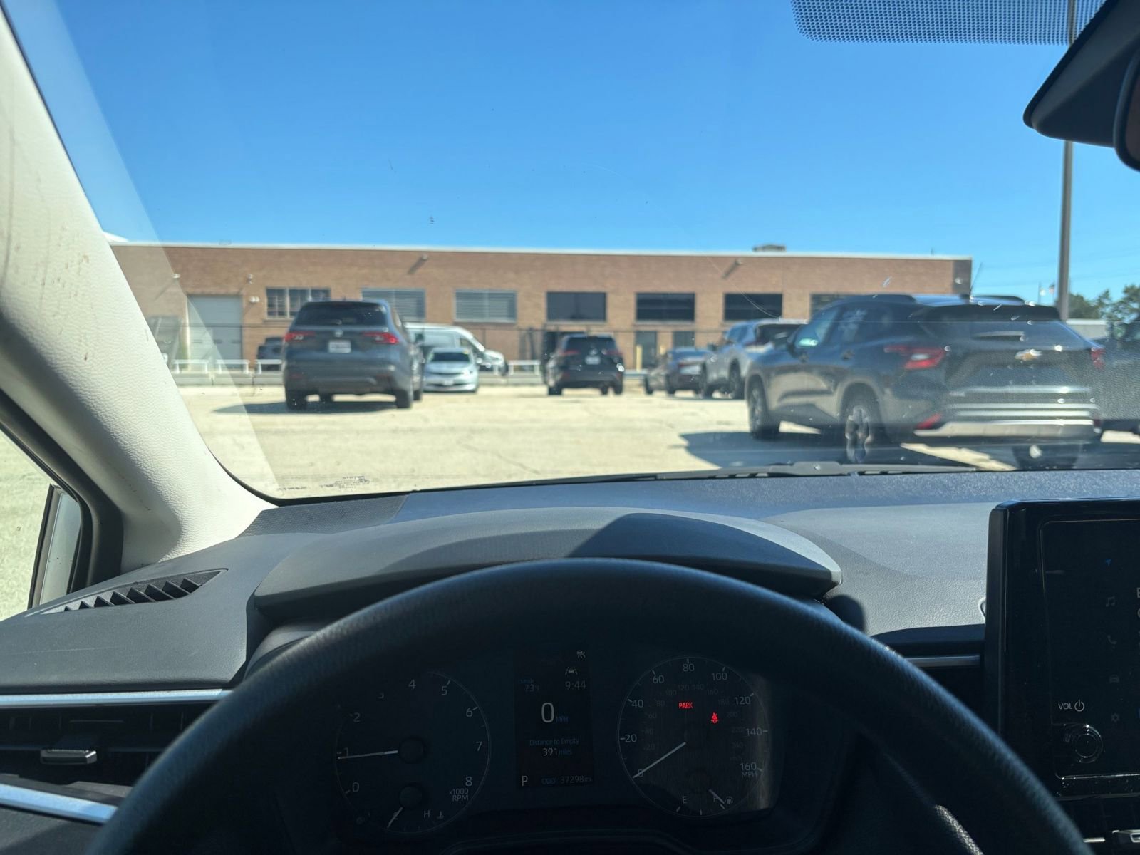 Thumbnail: 2025 Toyota Corolla - 32