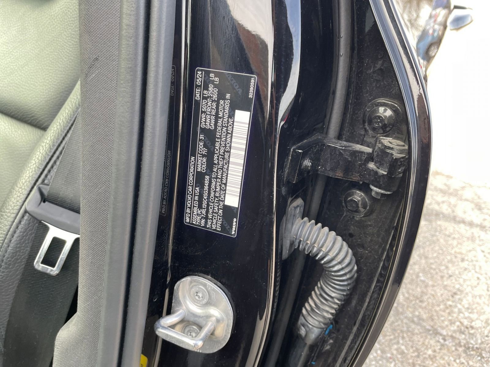 Thumbnail: 2025 Volvo S60 - 29