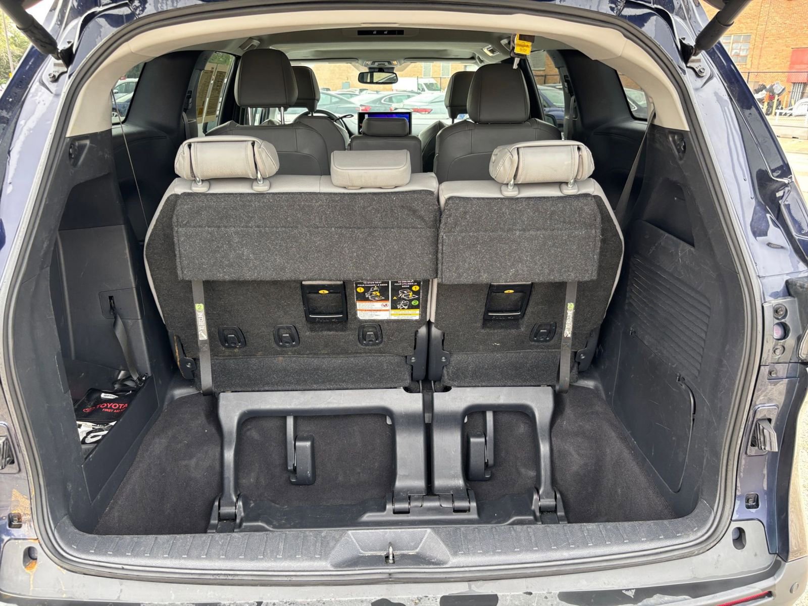 Thumbnail: 2025 Toyota Sienna - 34
