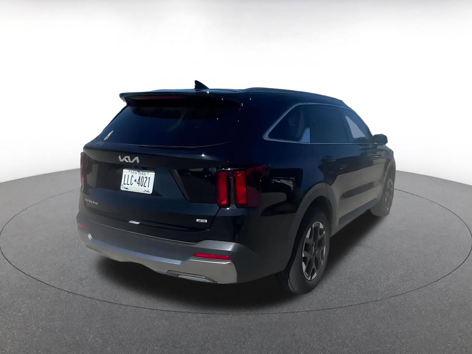 Thumbnail: 2024 Kia Sorento - 13