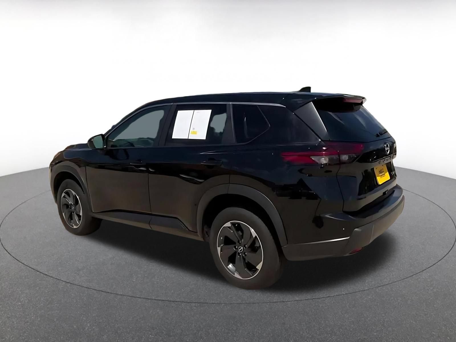 Thumbnail: 2024 Nissan Rogue - 10