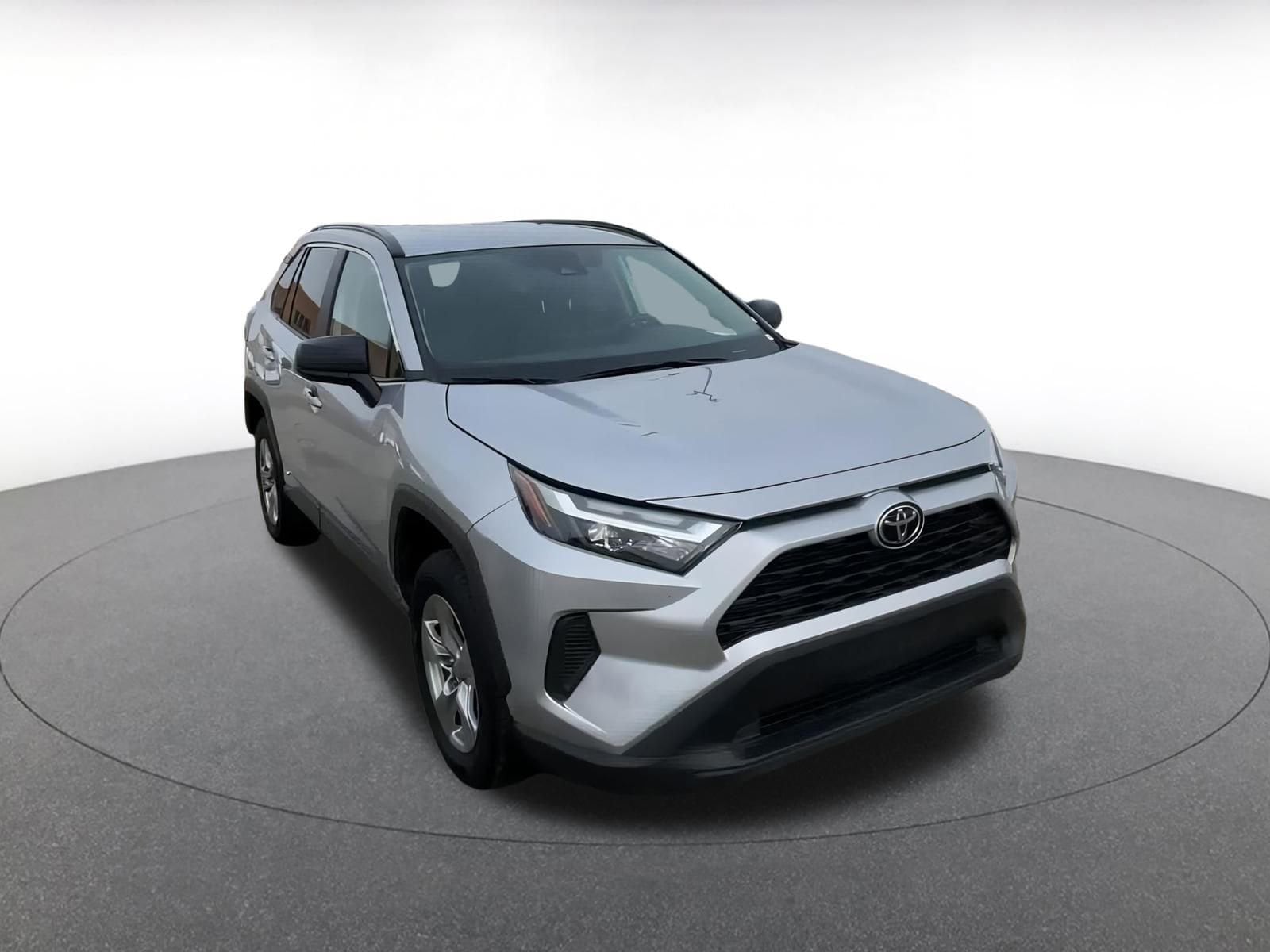 Thumbnail: 2025 Toyota RAV4 - 3