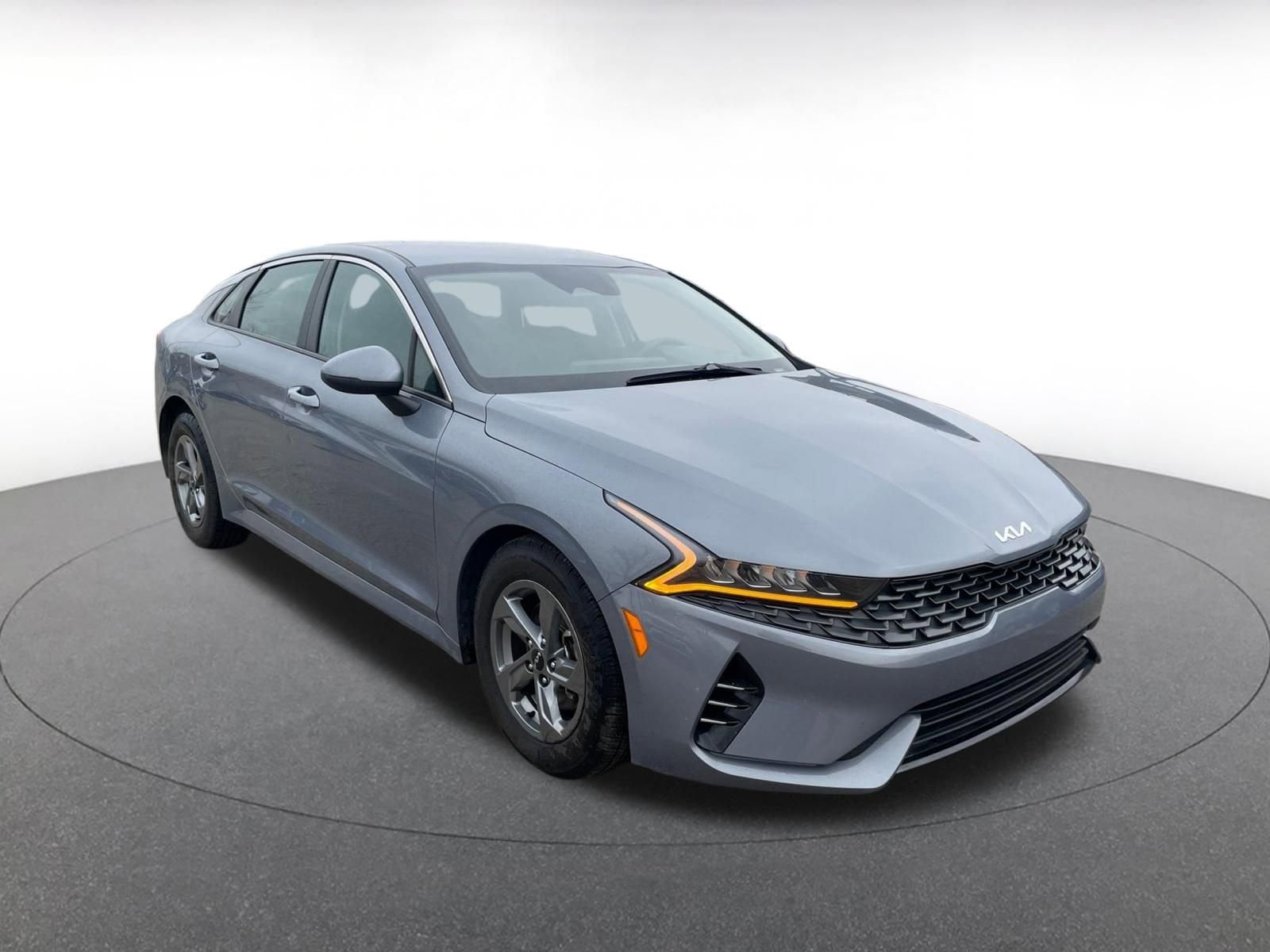 Thumbnail: 2023 Kia K5 - 1