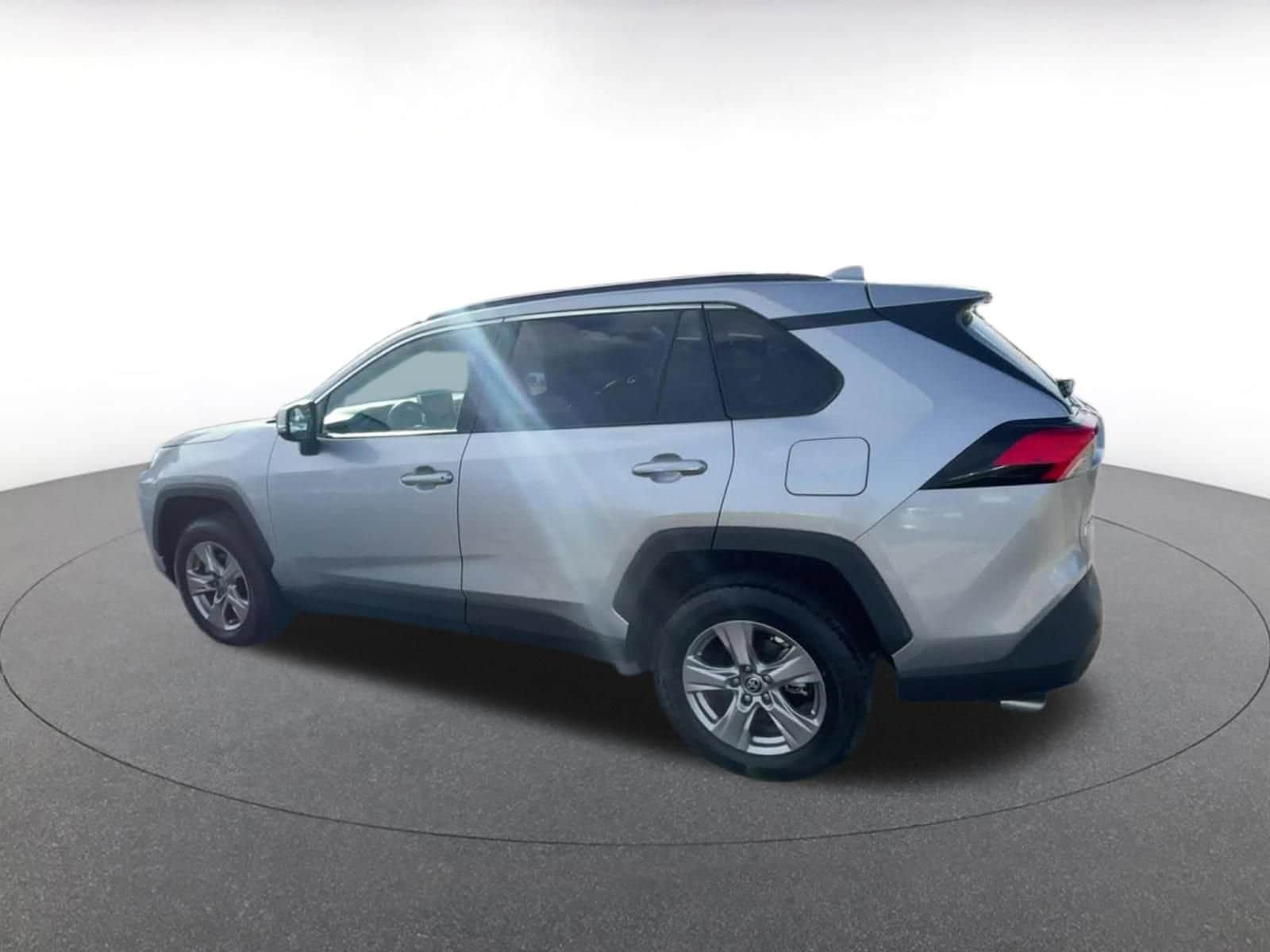 Thumbnail: 2025 Toyota RAV4 - 10