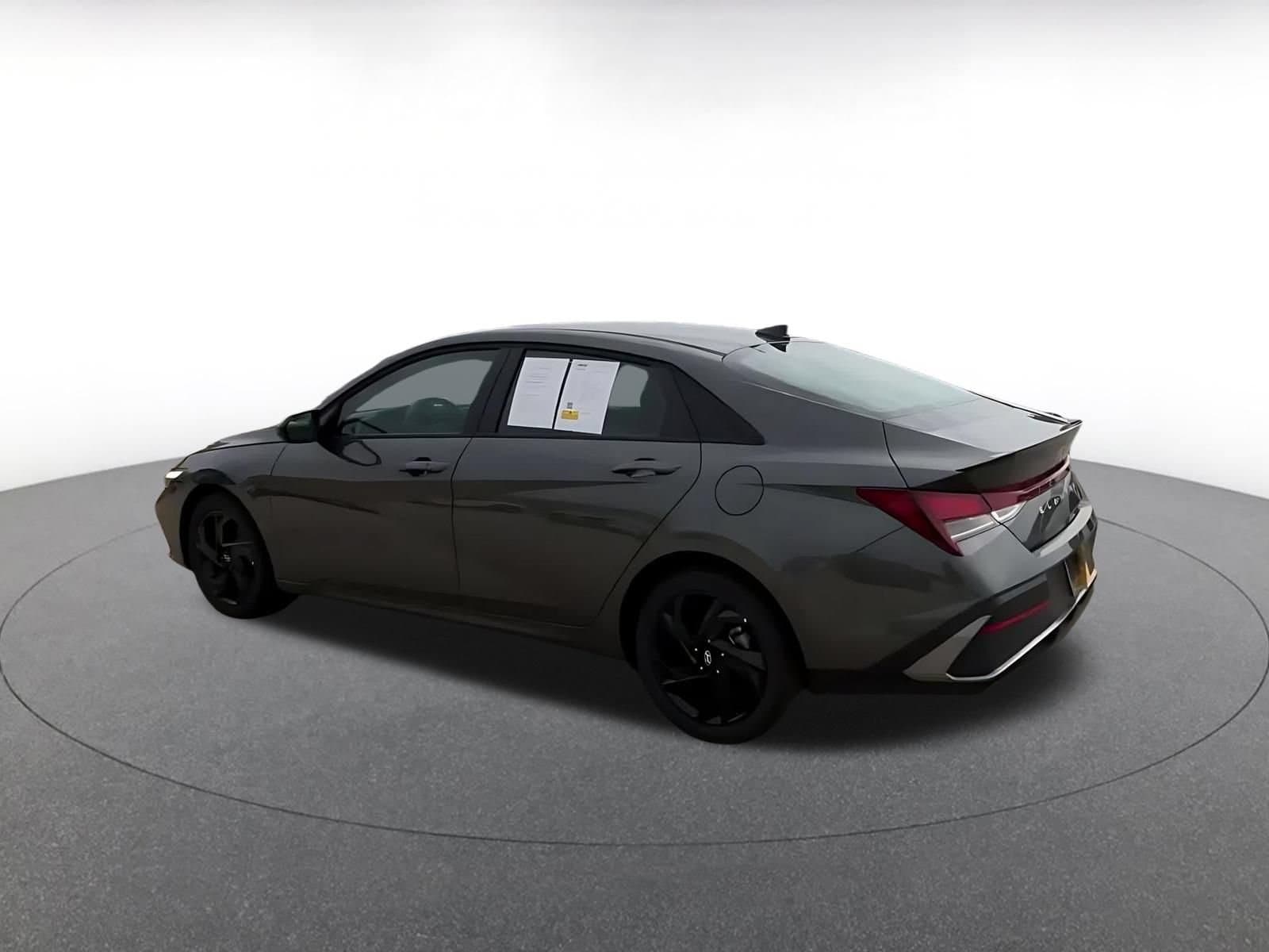 Thumbnail: 2026 Hyundai Elantra - 9