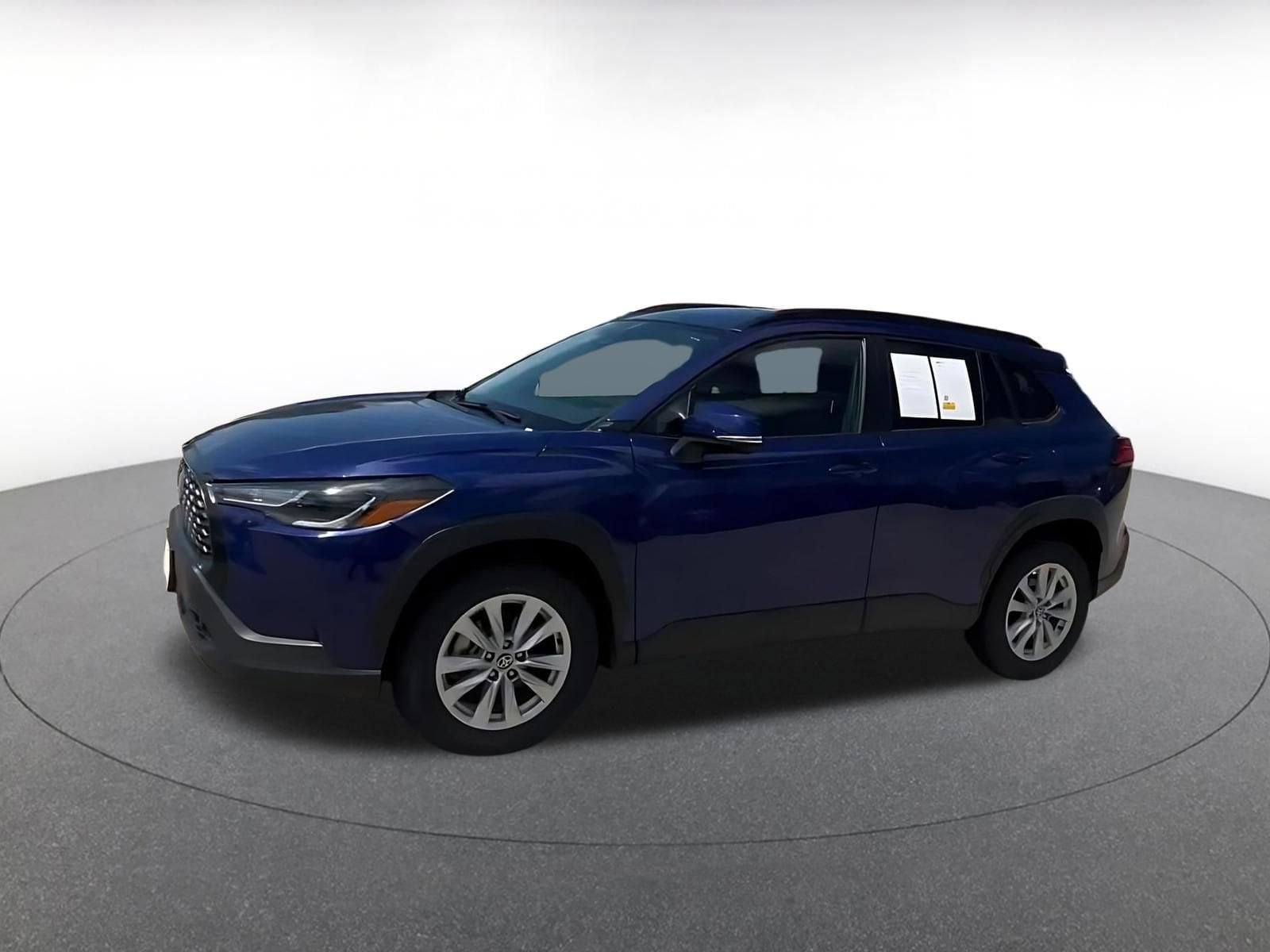 Thumbnail: 2023 Toyota Corolla Cross - 8