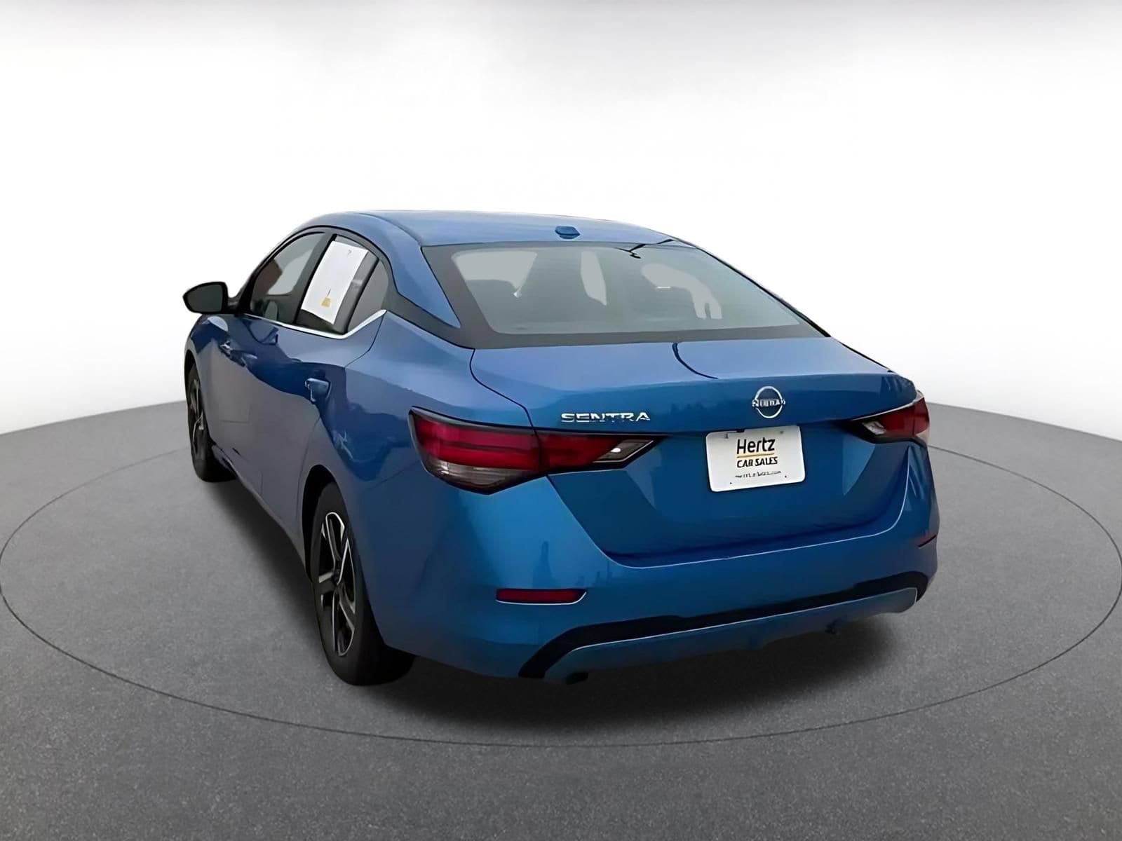 Thumbnail: 2025 Nissan Sentra - 10