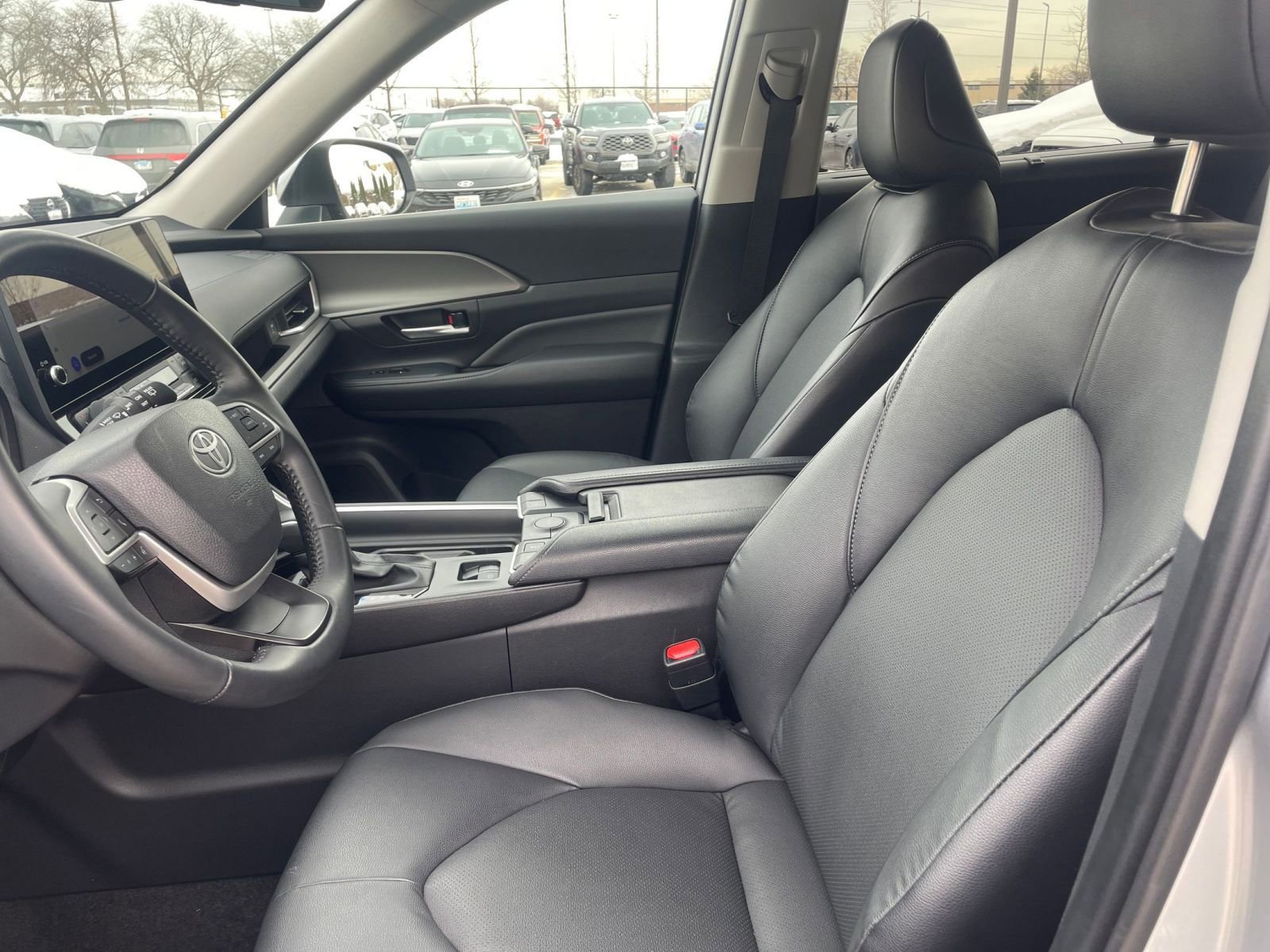 Thumbnail: 2025 Toyota Grand Highlander - 28