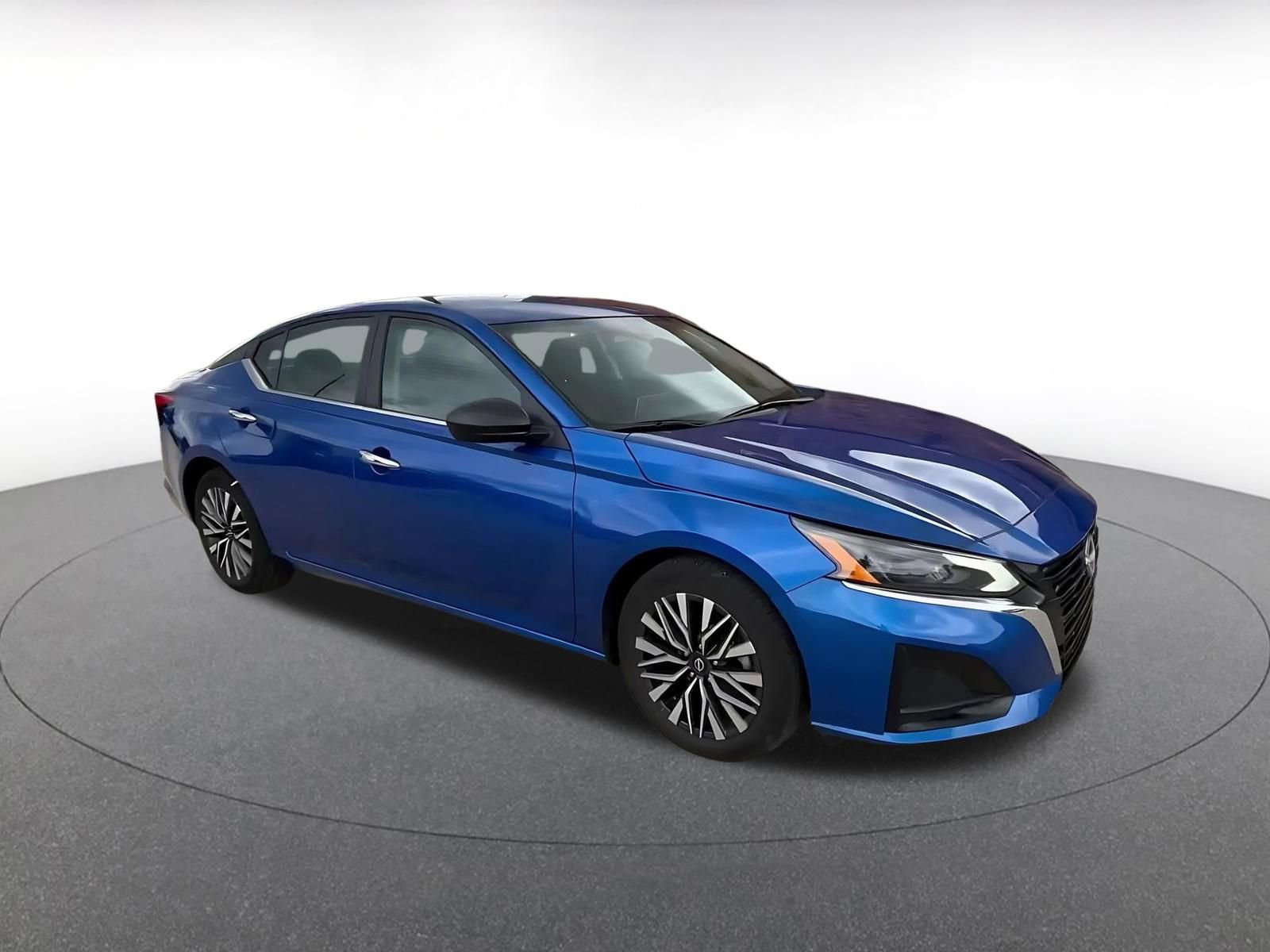 Thumbnail: 2025 Nissan Altima - 2