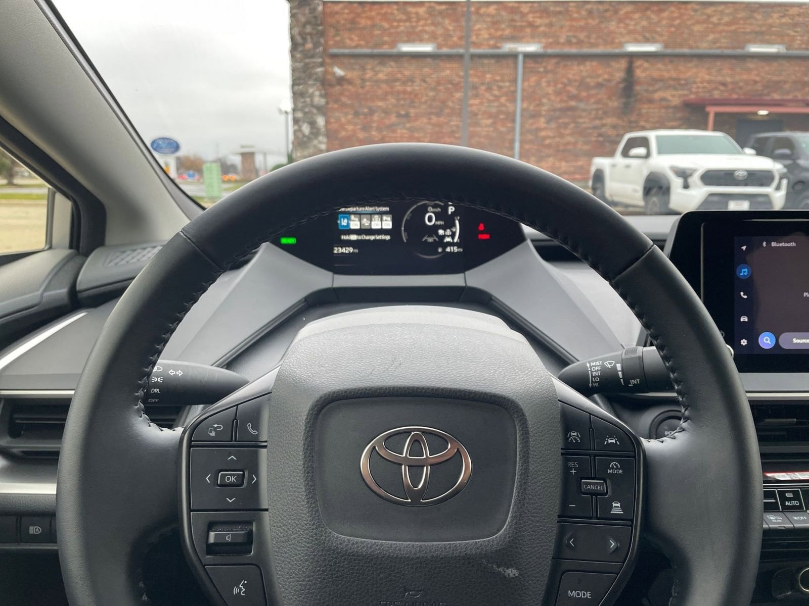 Thumbnail: 2025 Toyota Prius - 33