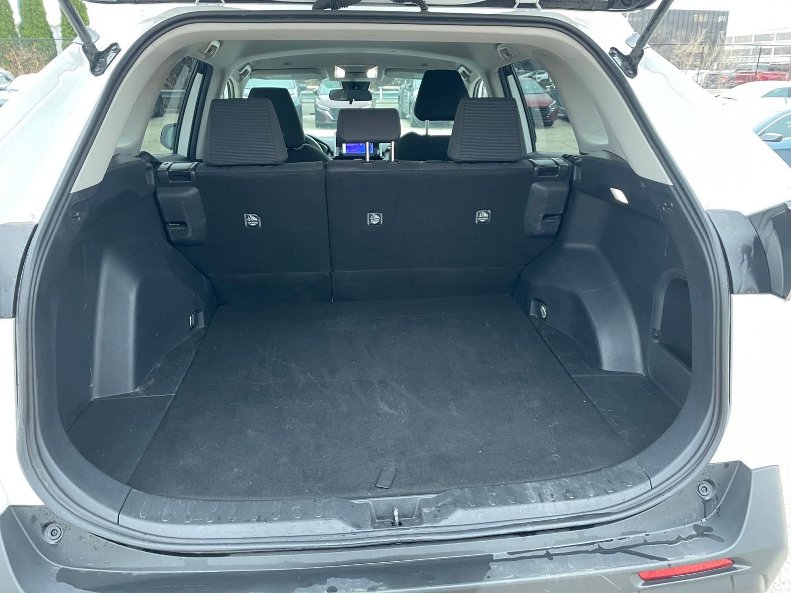 Thumbnail: 2025 Toyota RAV4 - 30