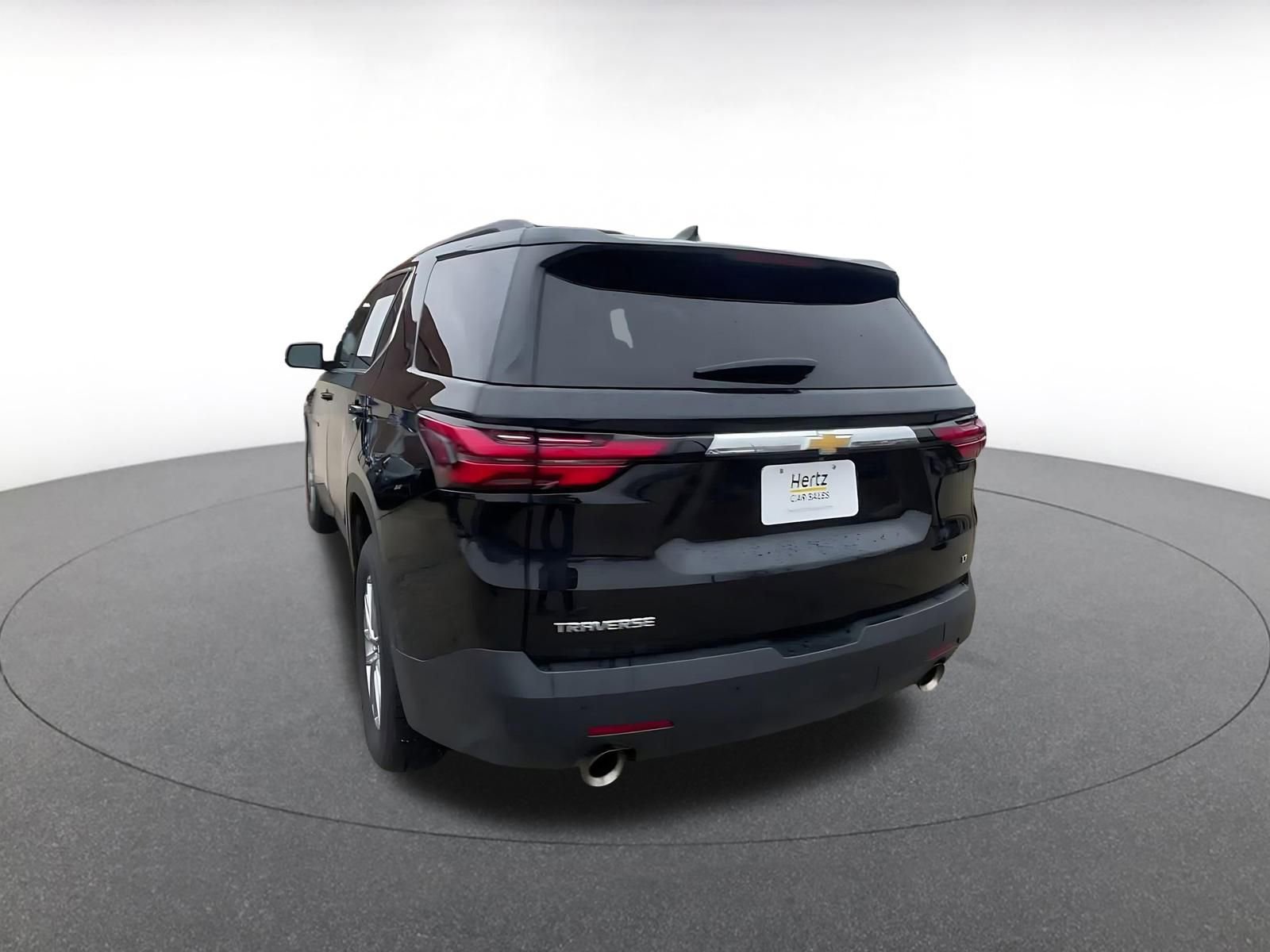 Thumbnail: 2023 Chevrolet Traverse - 11