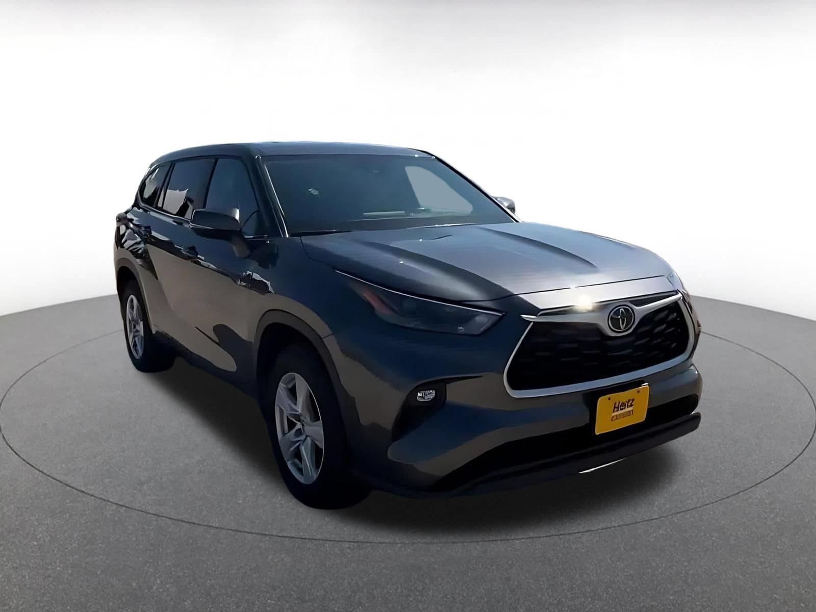 Thumbnail: 2025 Toyota Highlander - 3