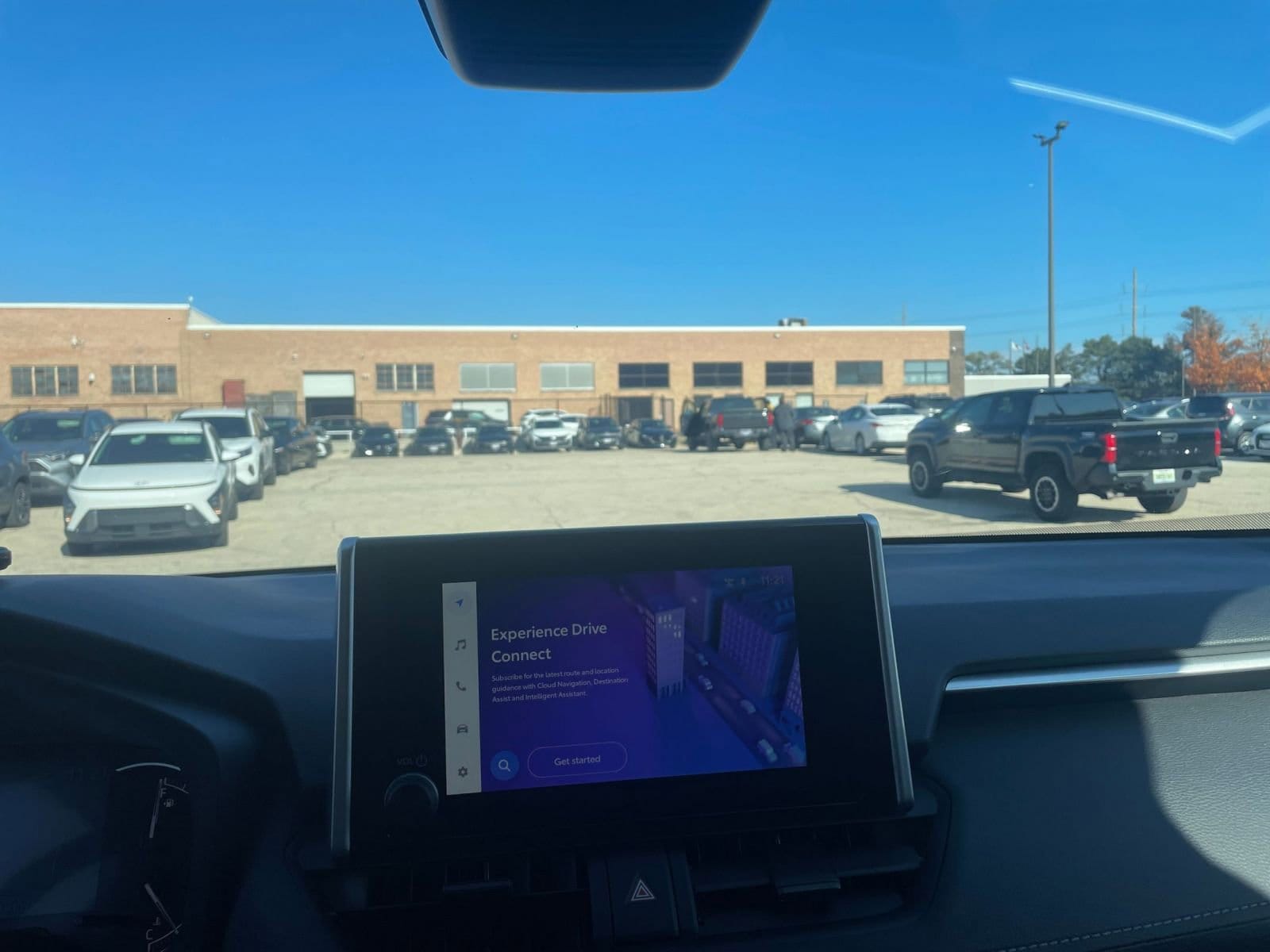 Thumbnail: 2025 Toyota RAV4 - 18