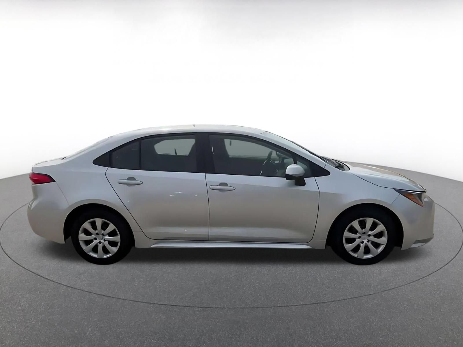 Thumbnail: 2025 Toyota Corolla - 16