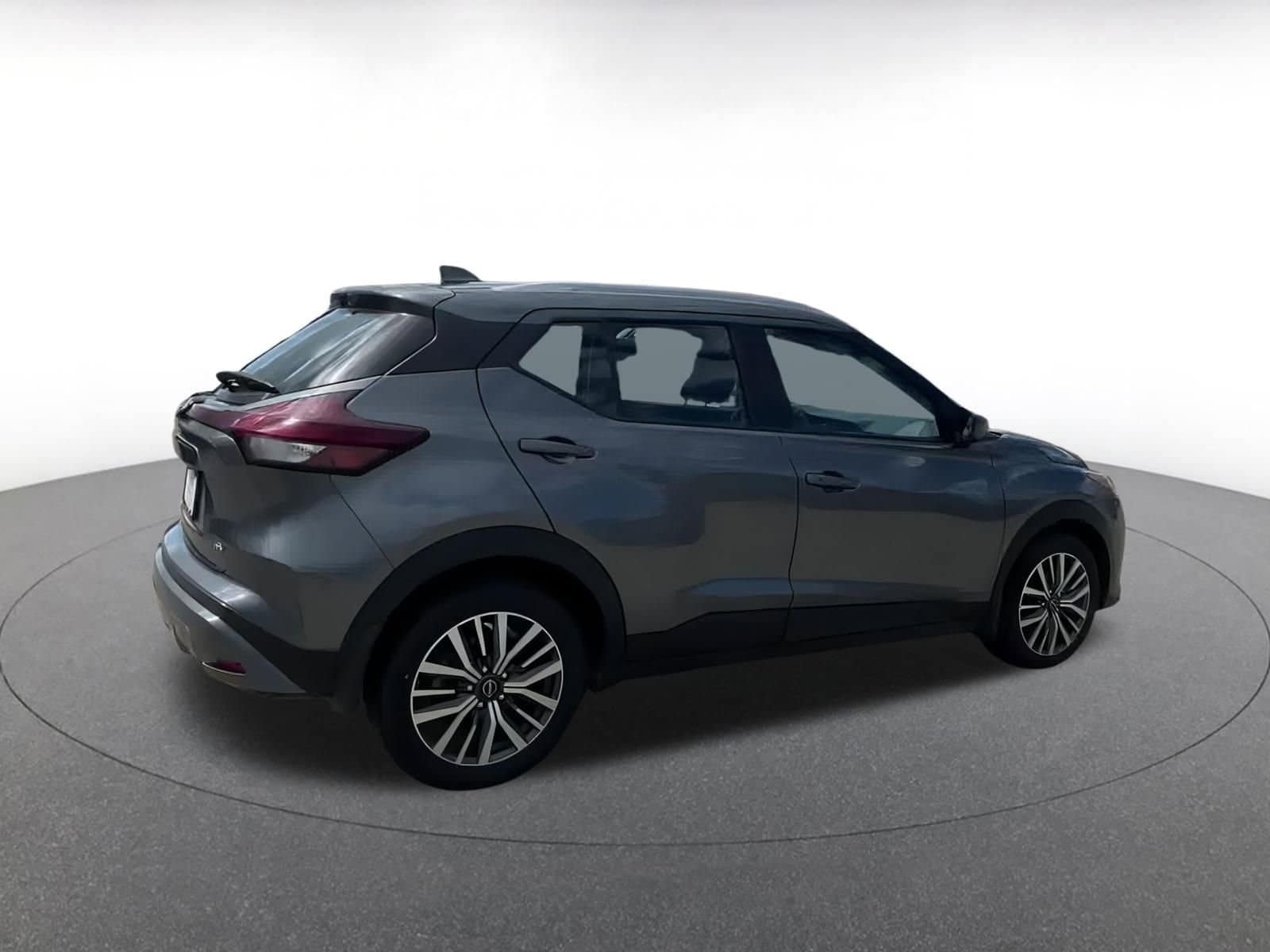 Thumbnail: 2024 Nissan Kicks - 15