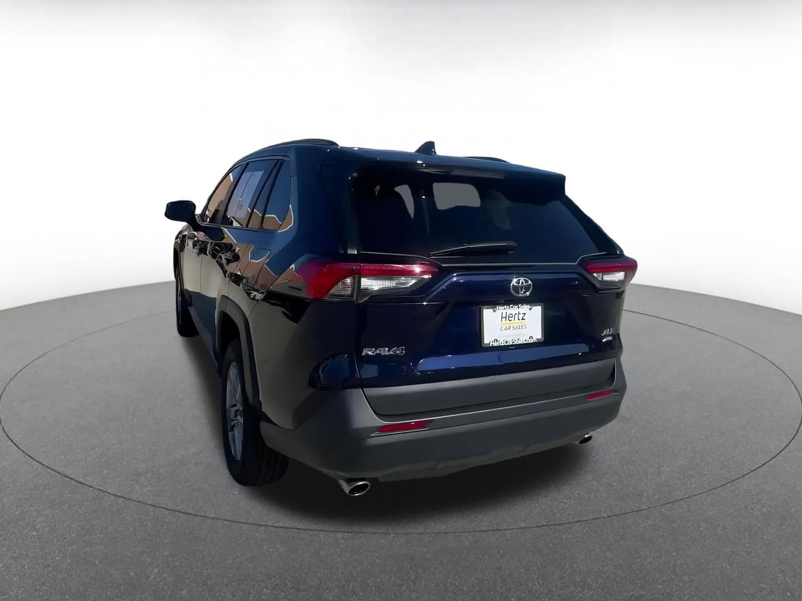 Thumbnail: 2025 Toyota RAV4 - 11