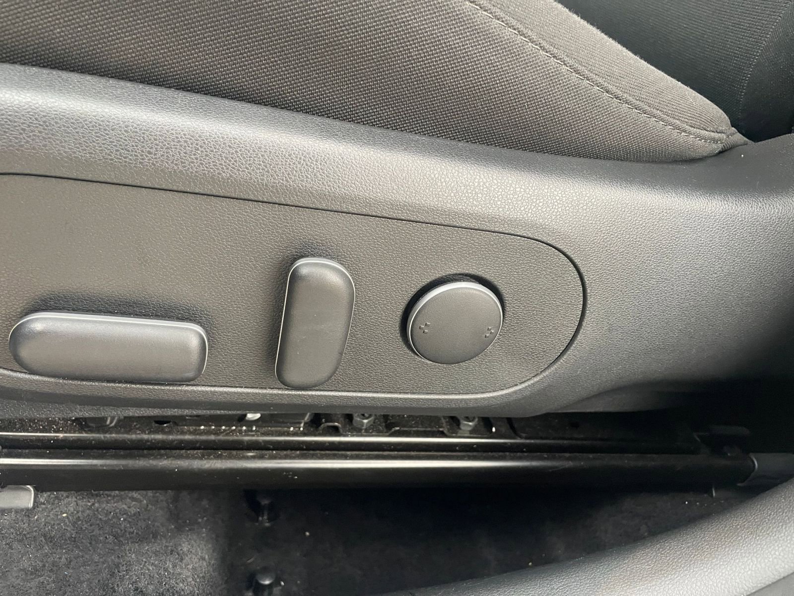 Thumbnail: 2025 Hyundai Kona - 23