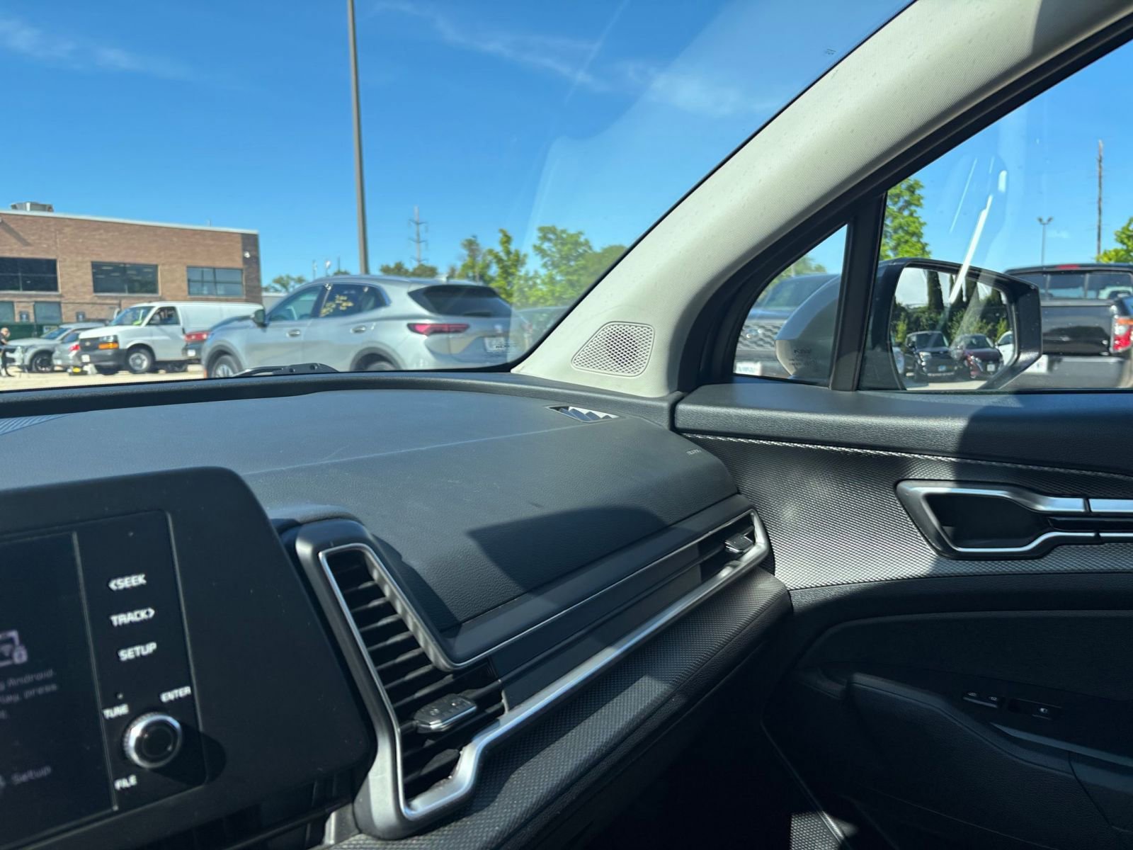 Thumbnail: 2024 Kia Sportage - 33