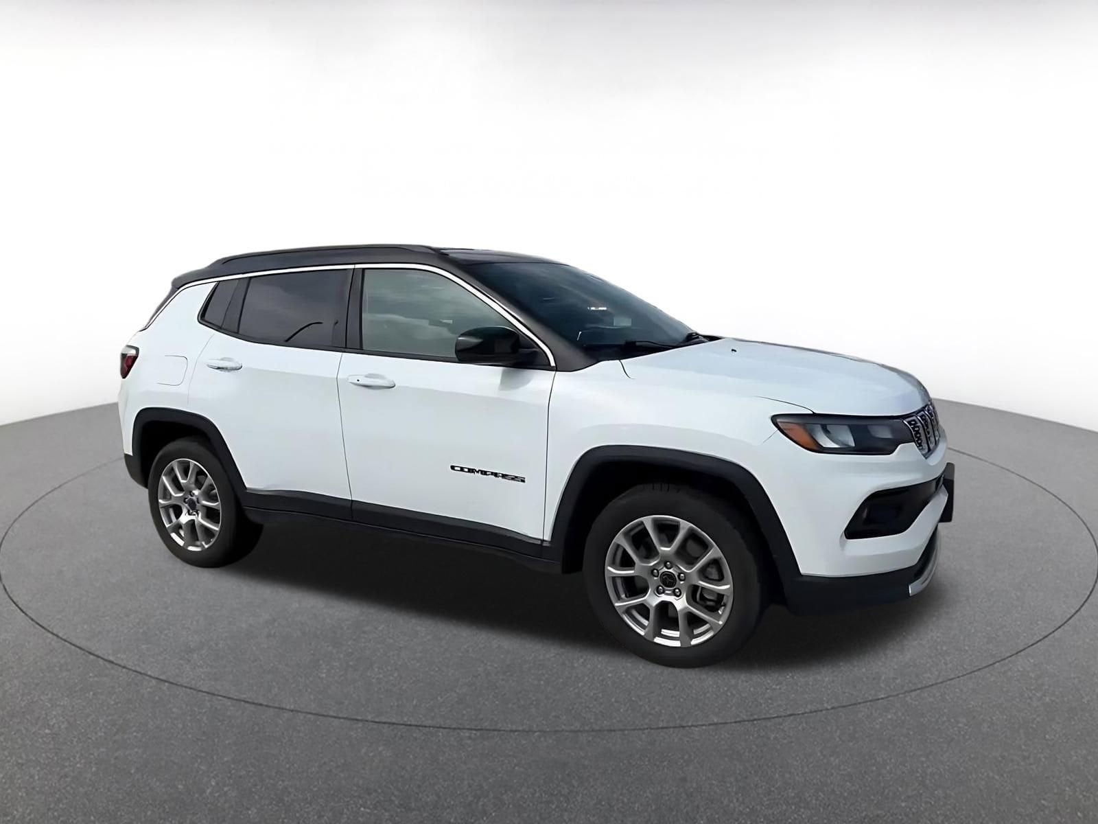Thumbnail: 2025 Jeep Compass - 2
