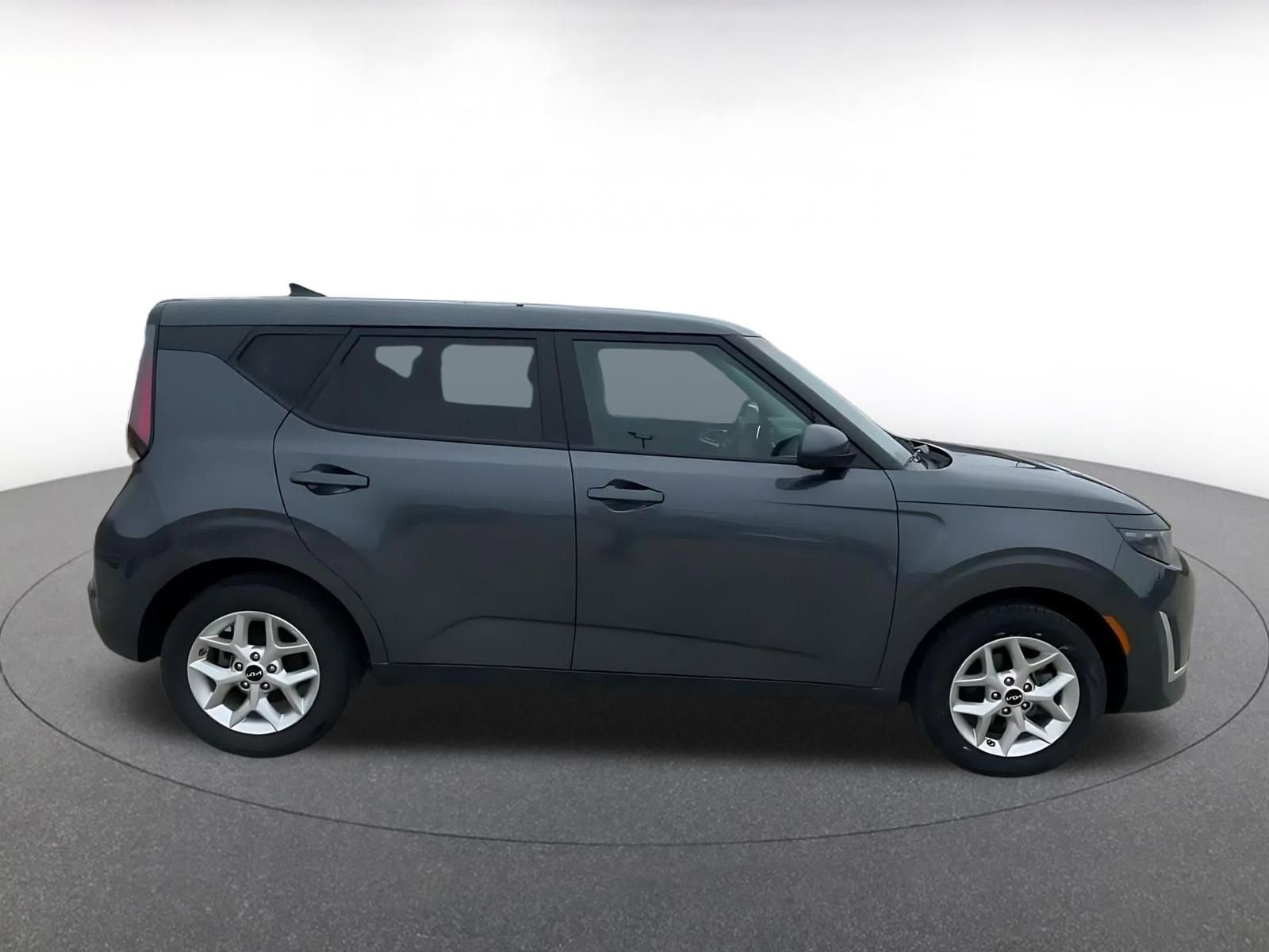 Thumbnail: 2025 Kia Soul - 16
