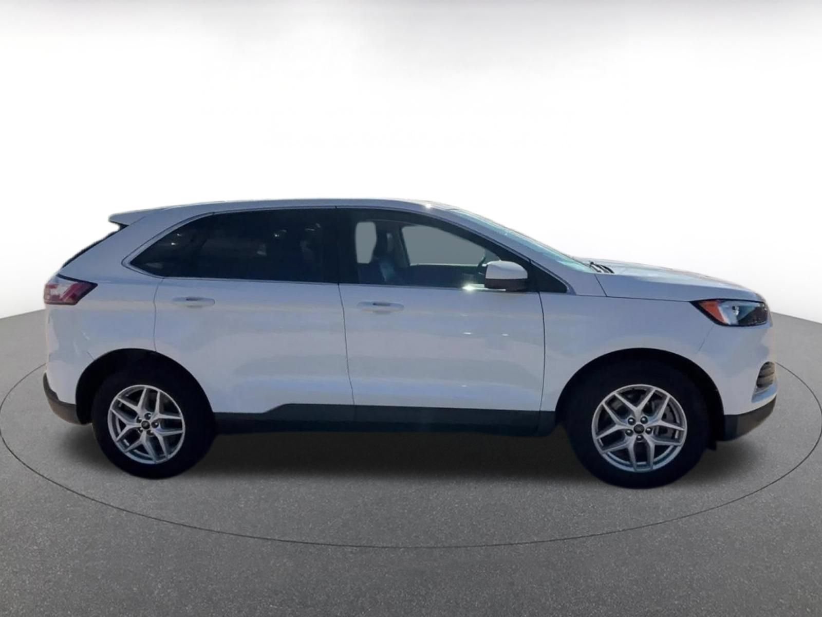 Thumbnail: 2024 Ford Edge - 16