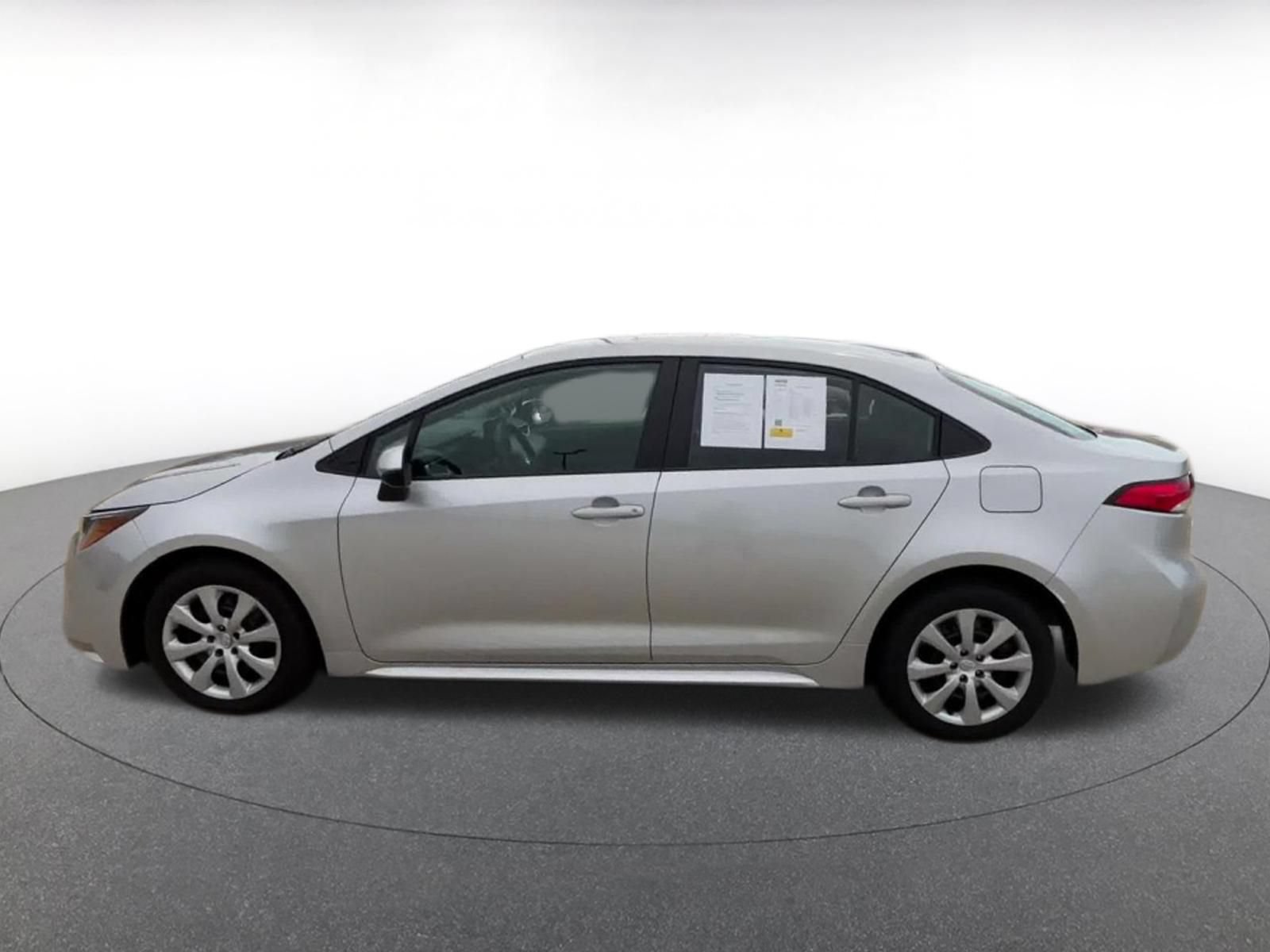 Thumbnail: 2025 Toyota Corolla - 9