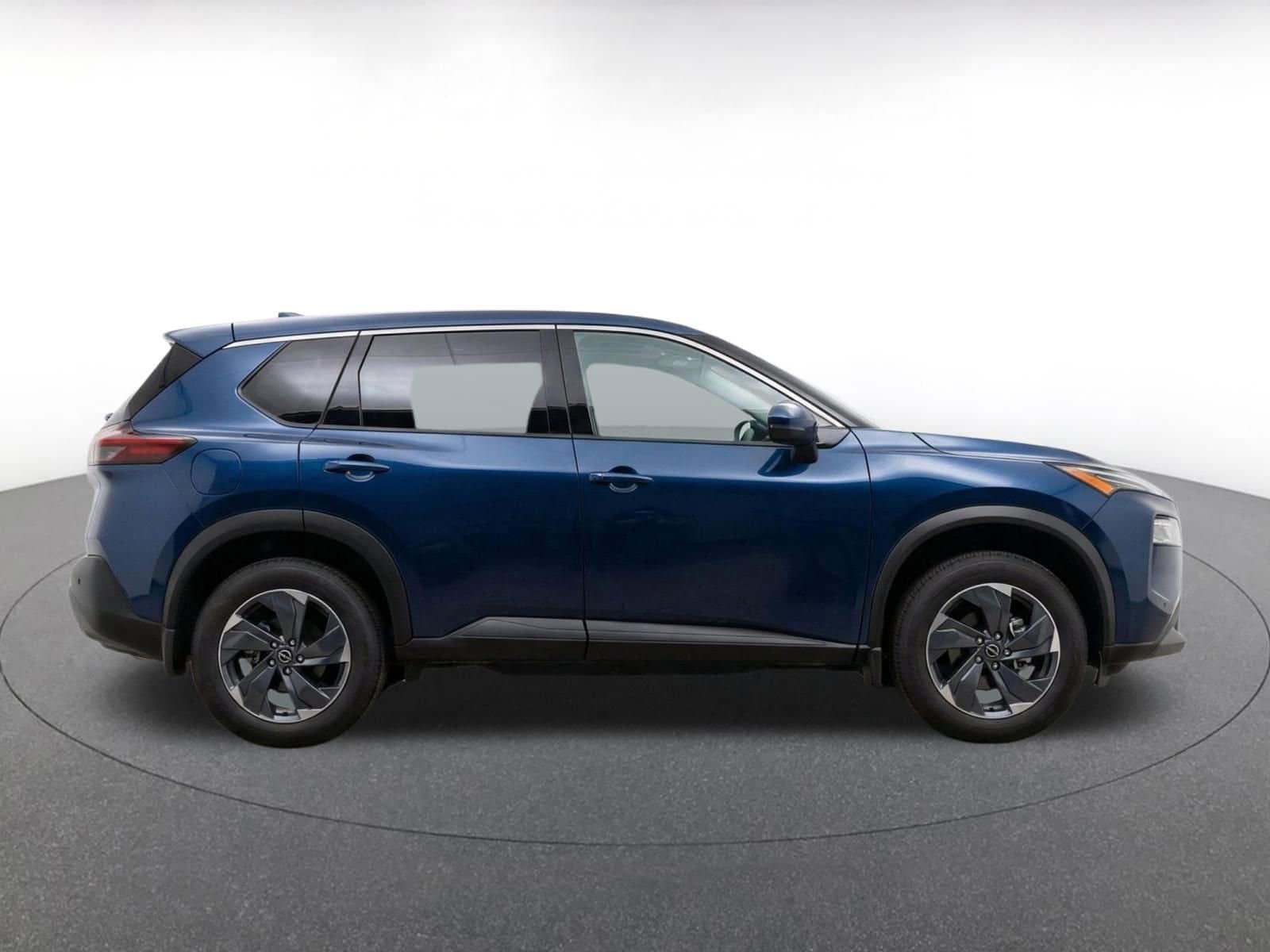 Thumbnail: 2025 Nissan Rogue - 10