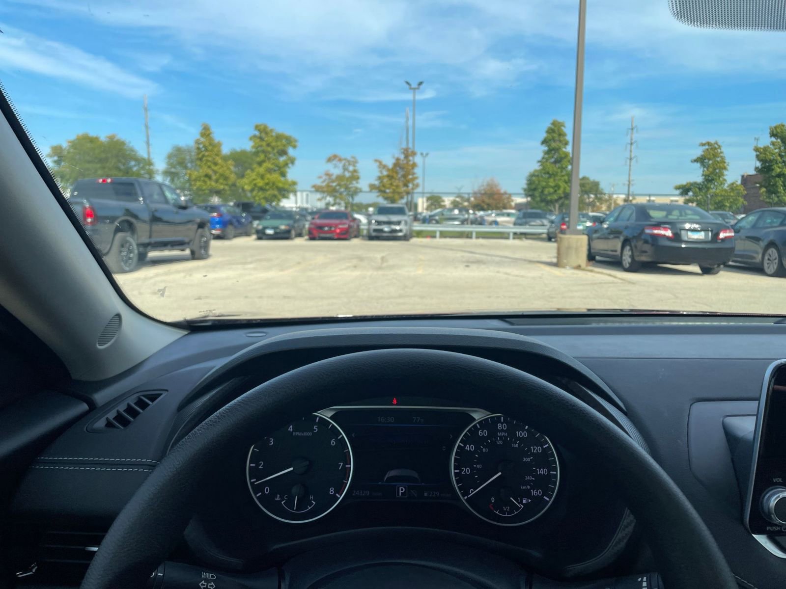 Thumbnail: 2024 Nissan Sentra - 34